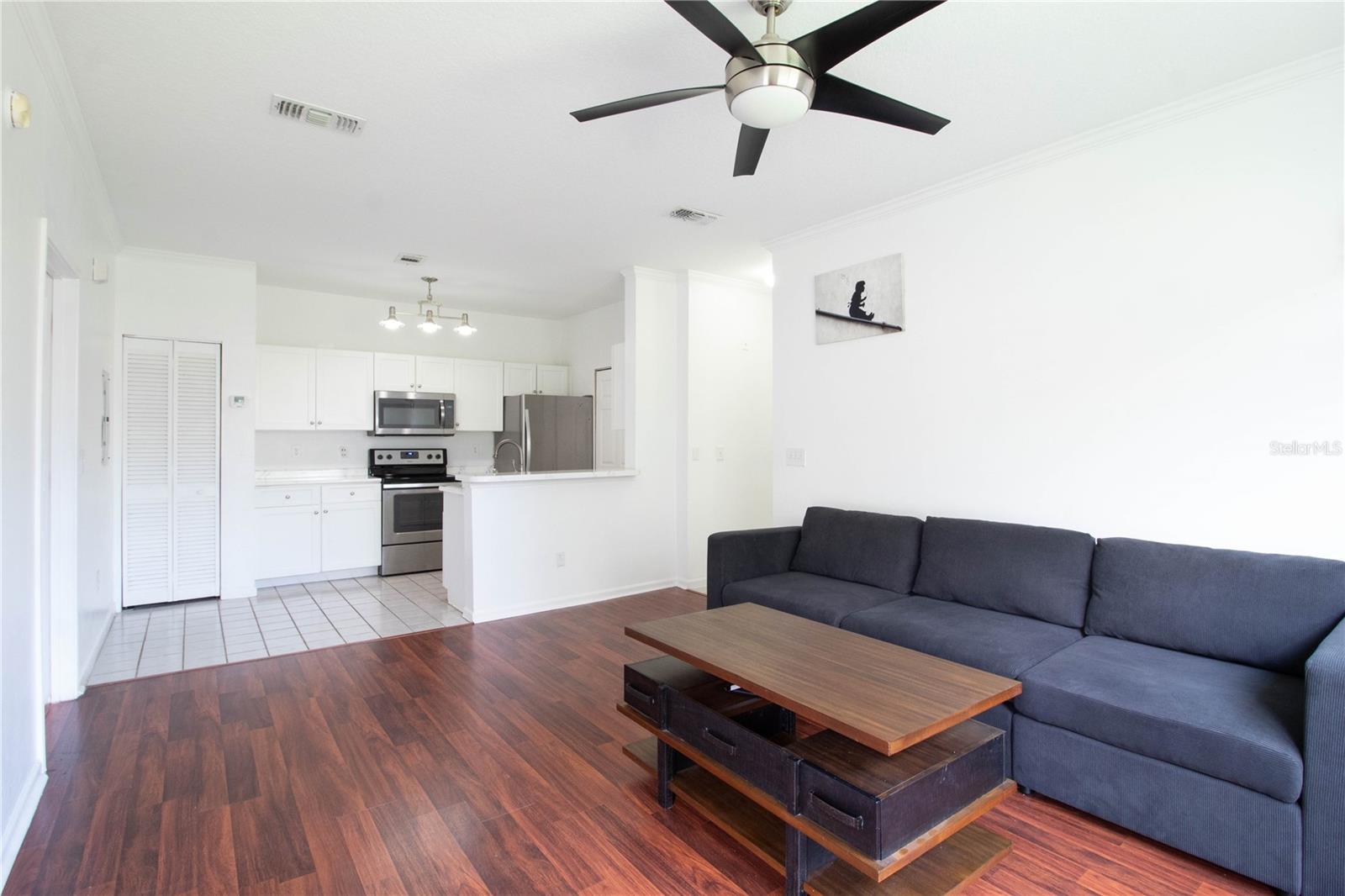 CAPRI/HUNTERS CRK CONDO - Residential