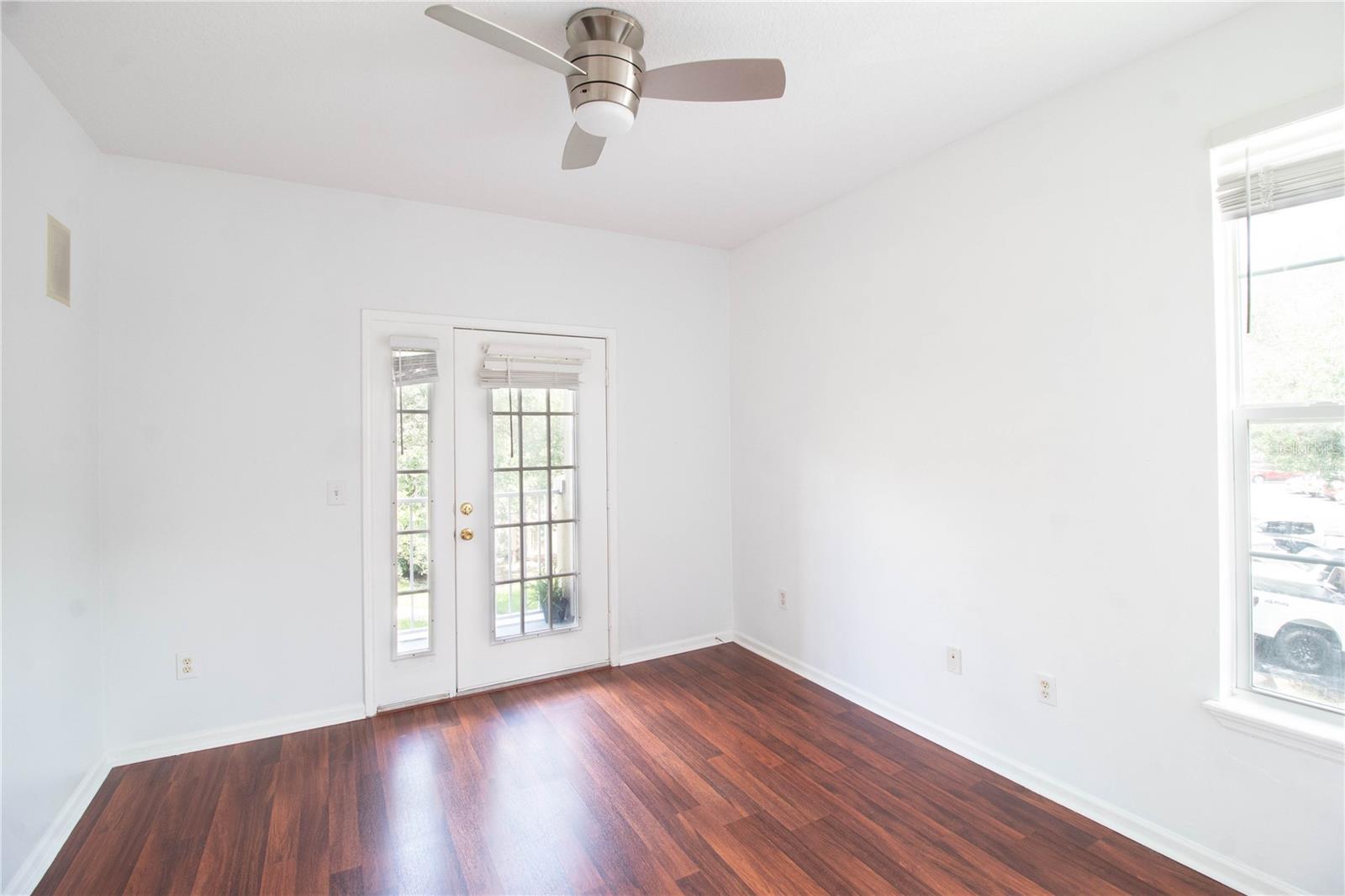 CAPRI/HUNTERS CRK CONDO - Residential