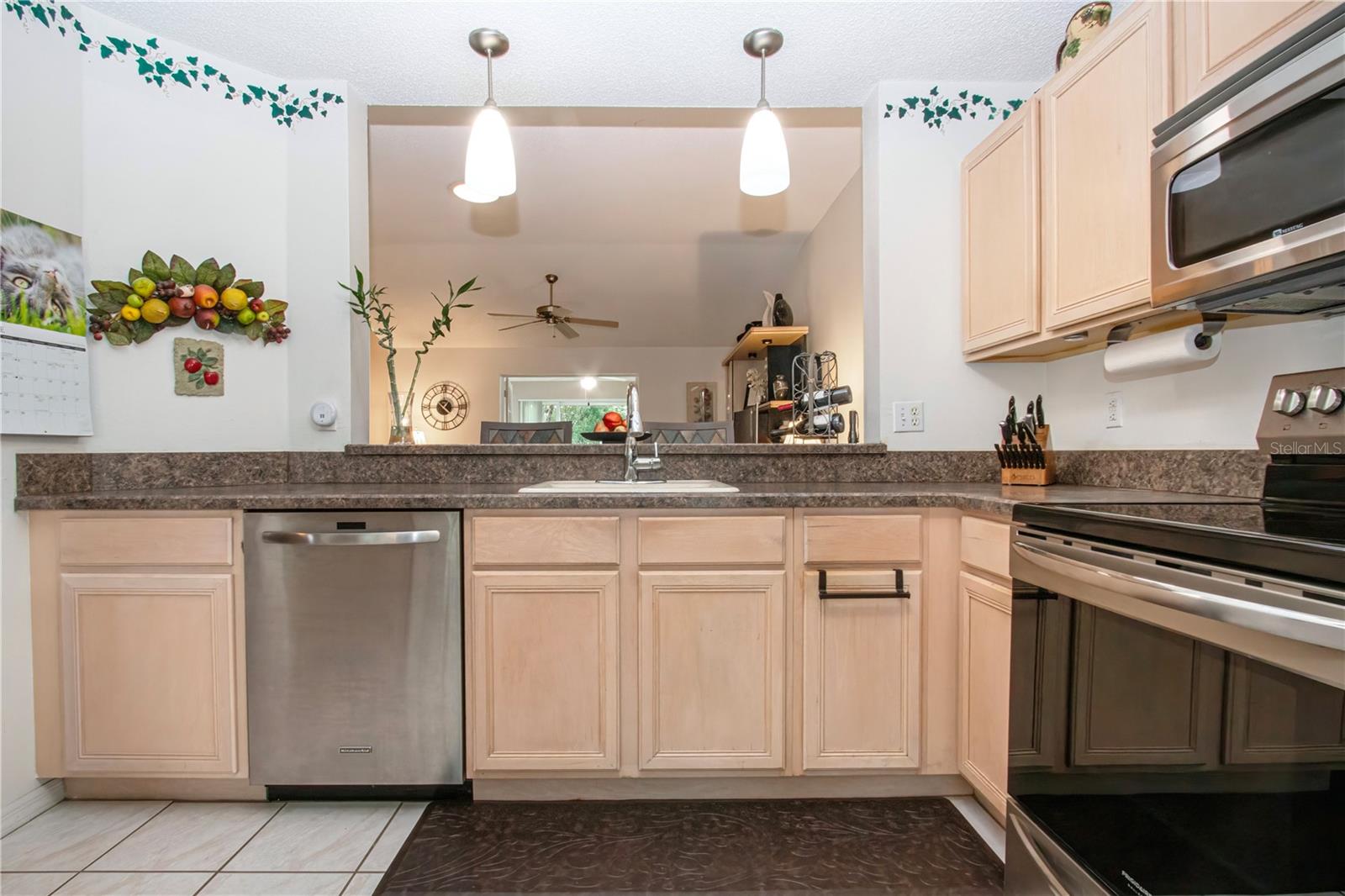 SUN CITY CENTER UNIT 180 - Residential