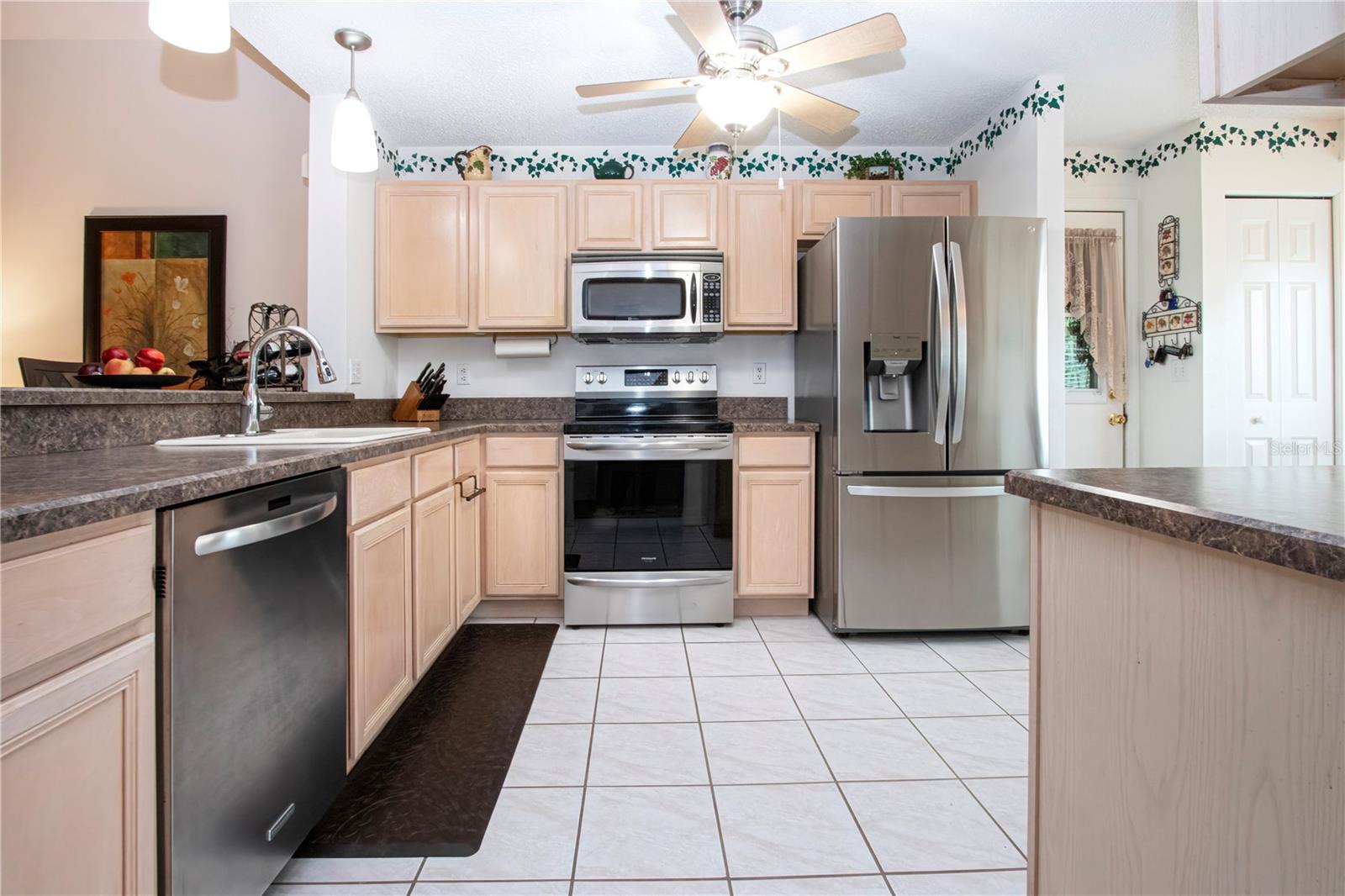 SUN CITY CENTER UNIT 180 - Residential