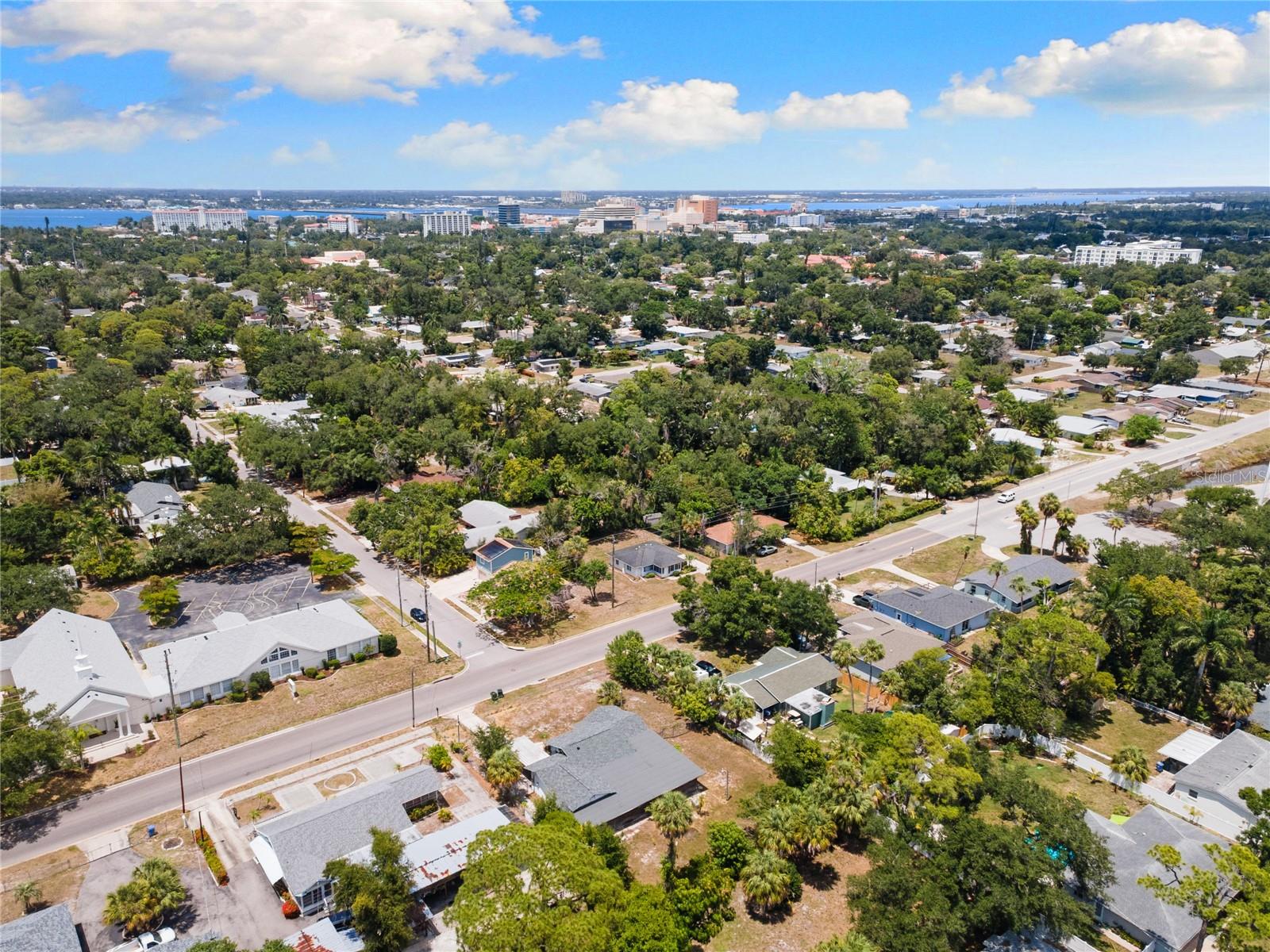 SUNSET PARK FIRST SEC - Residential