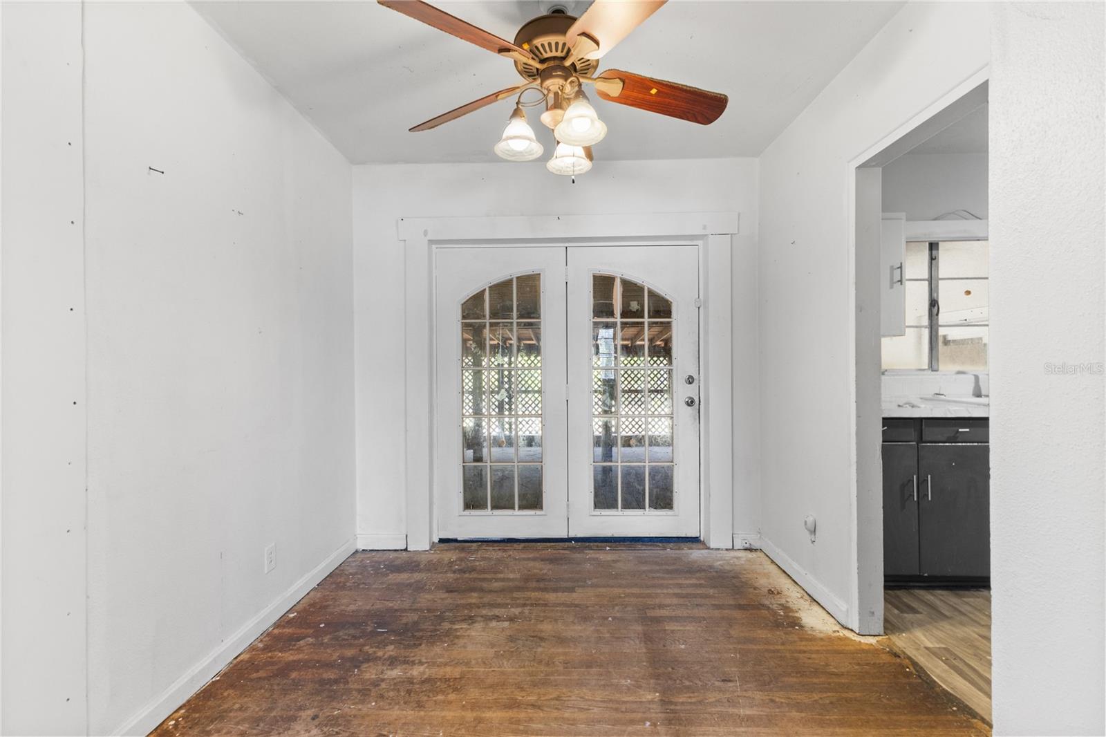 SUNSET PARK FIRST SEC - Residential