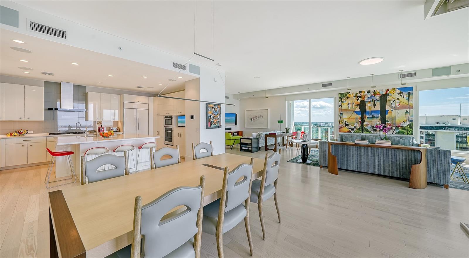 624 PALM CONDOMINIUM - Residential