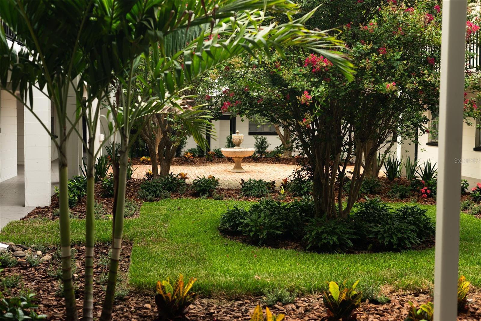 KINGSTON COURT VILLAS - Residential Lease