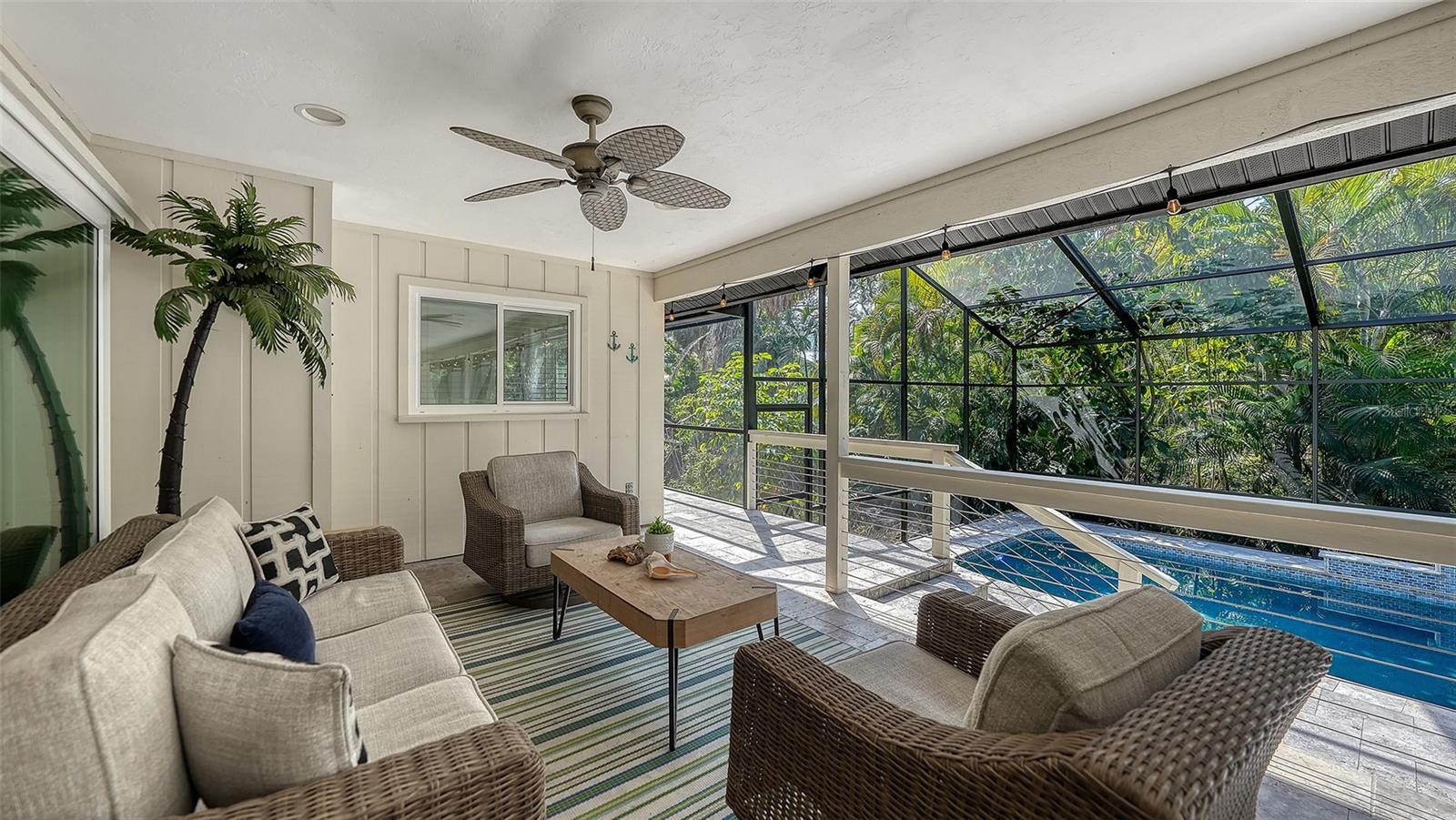 SIESTA COVE SUB - Residential