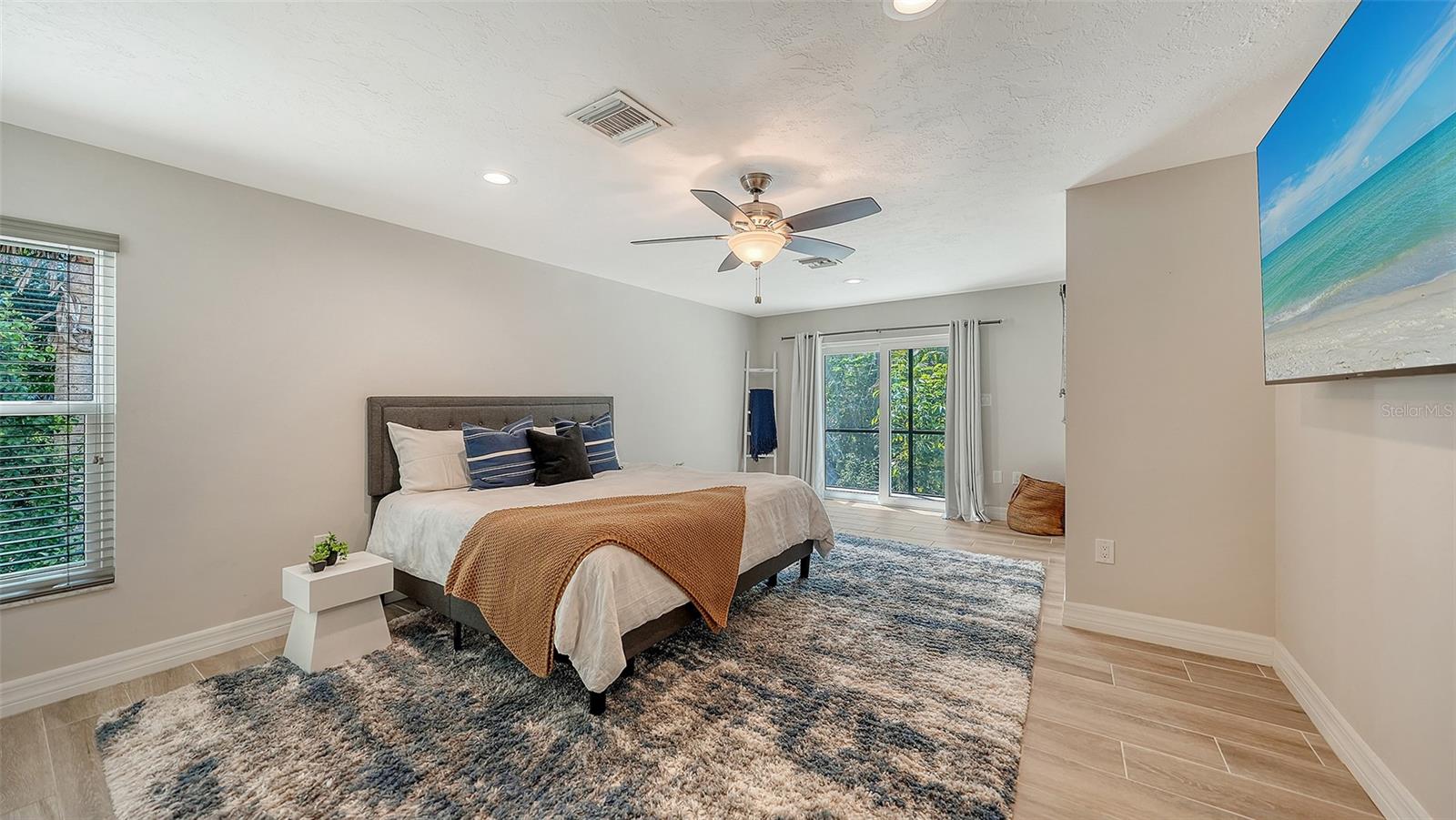 SIESTA COVE SUB - Residential