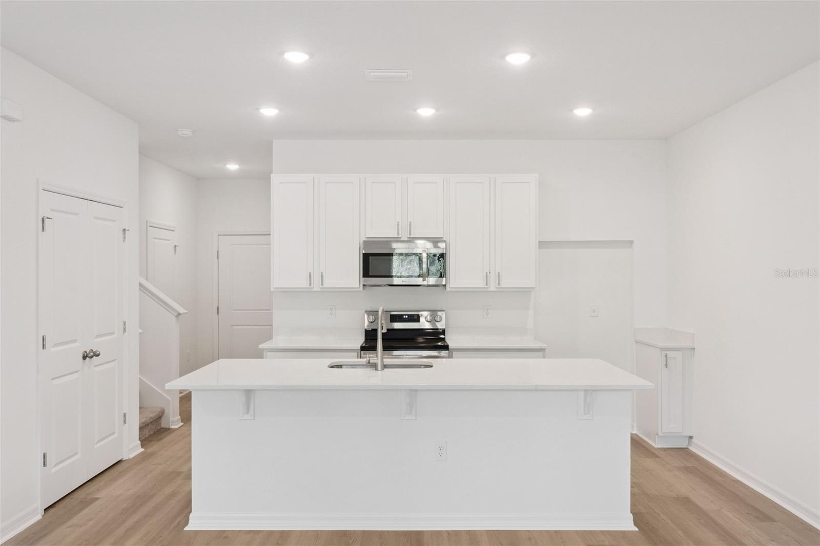 CONNORS COVE - Residential