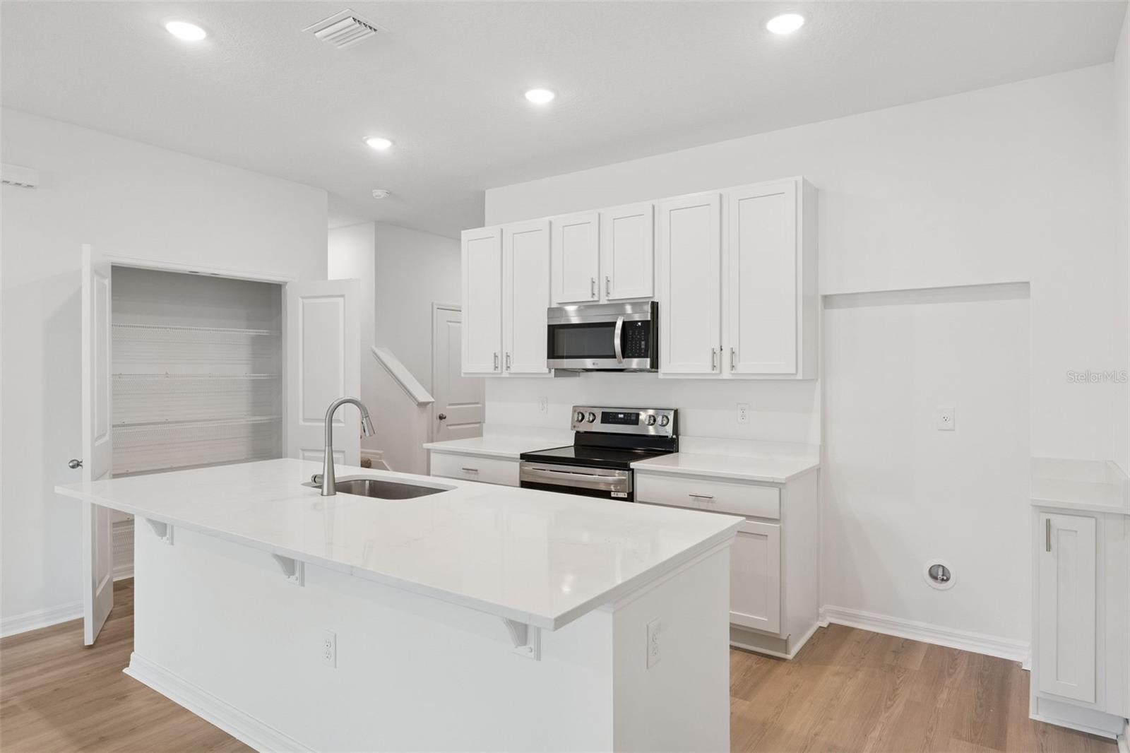 CONNORS COVE - Residential
