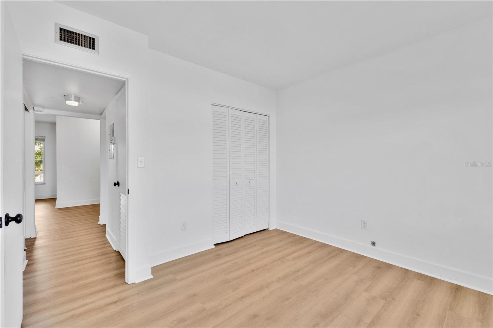 LAKE MAITLAND TERRACE APTS - Residential