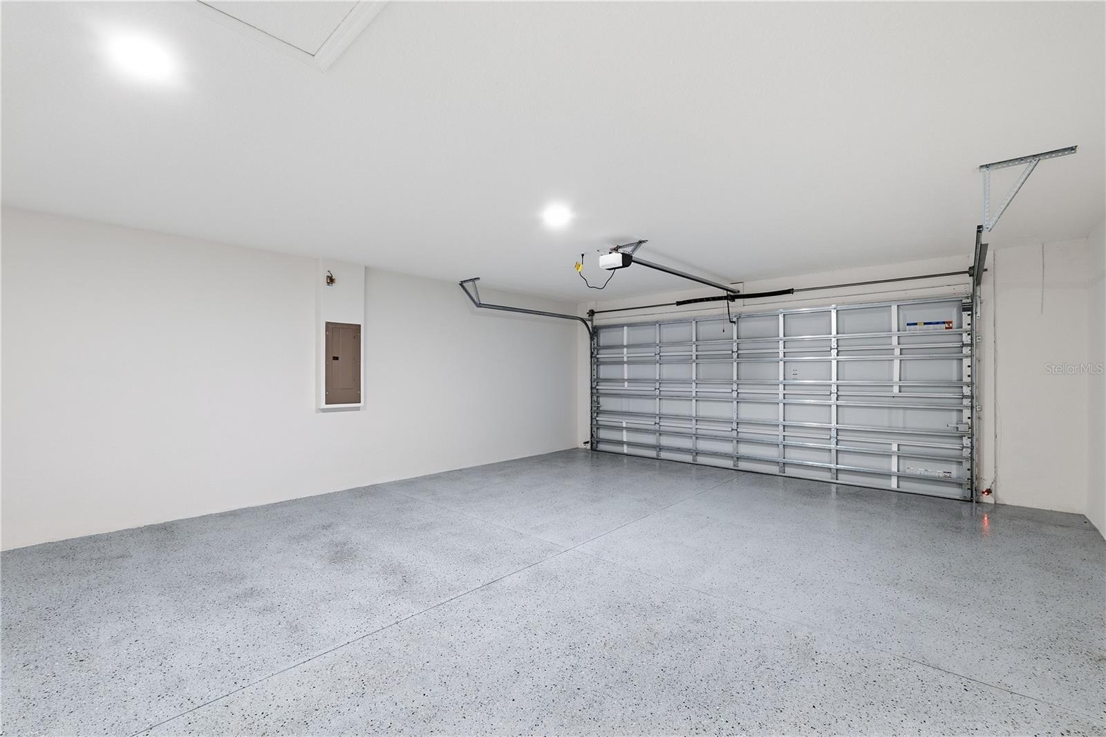 RIDGE MANOR ESTATE - Residential