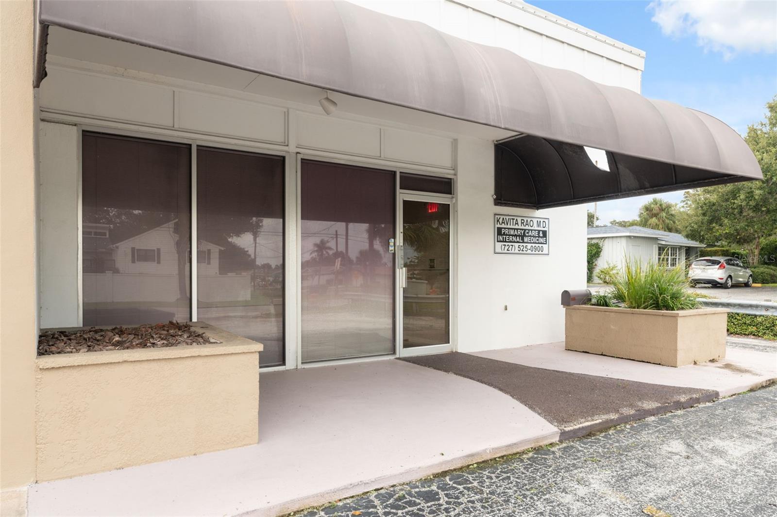 ACREAGE & UNREC - Commercial Sale