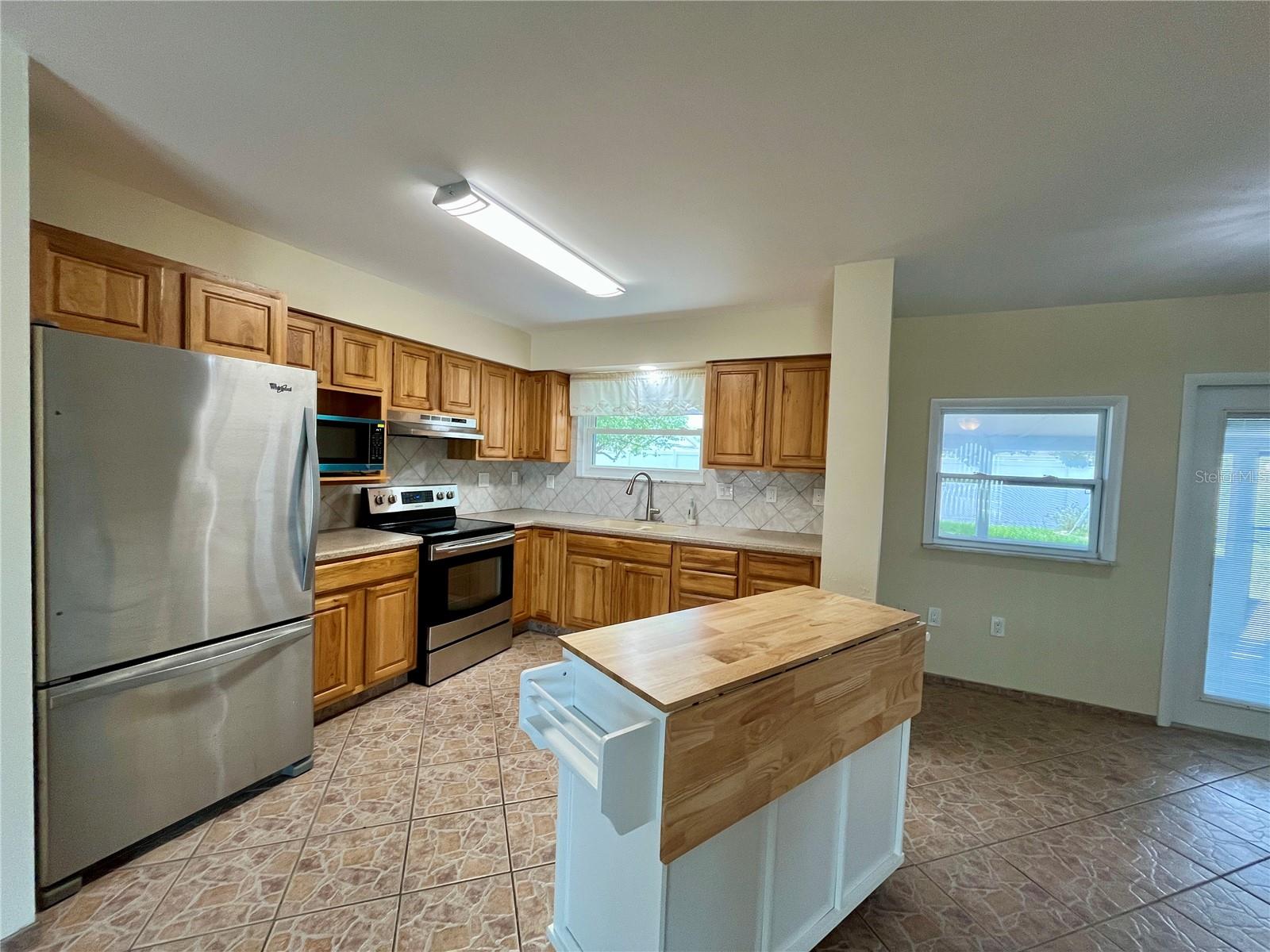 DEL WEBBS SUN CITY FLORIDA UN - Residential Lease