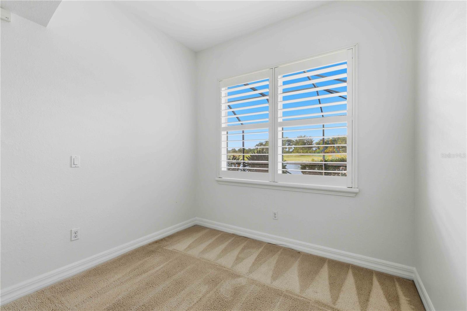 RIVER STRAND - Residential