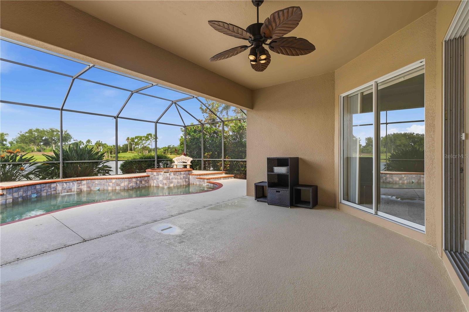 RIVER STRAND - Residential