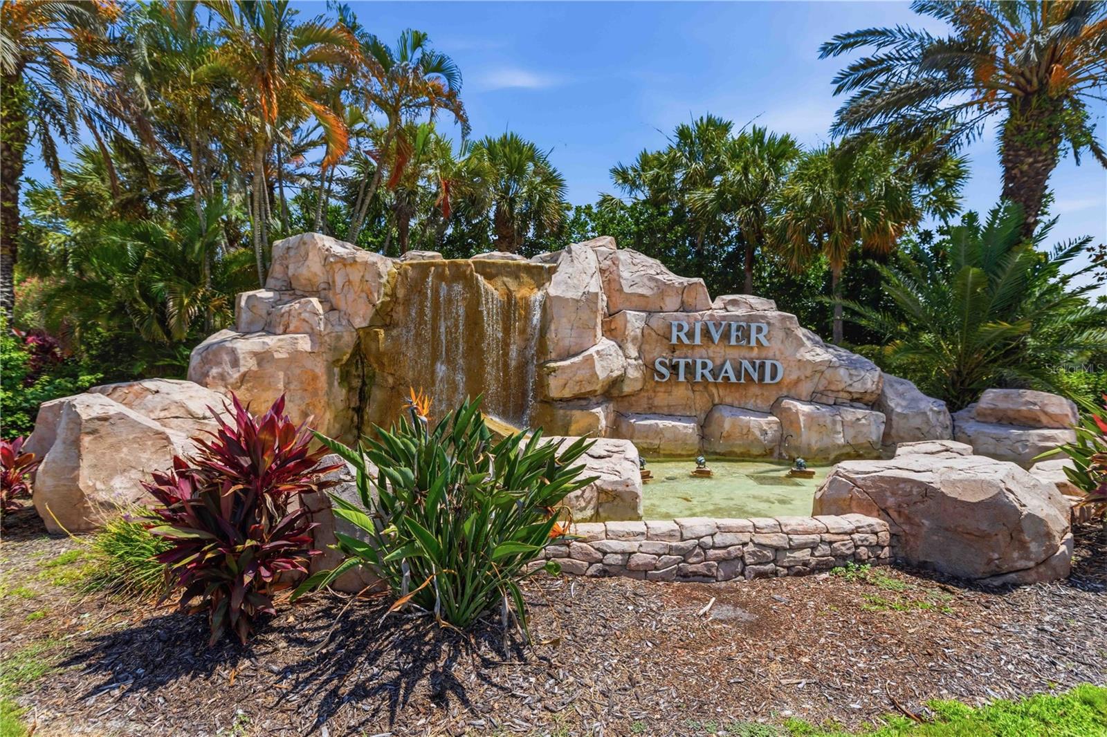 RIVER STRAND - Residential