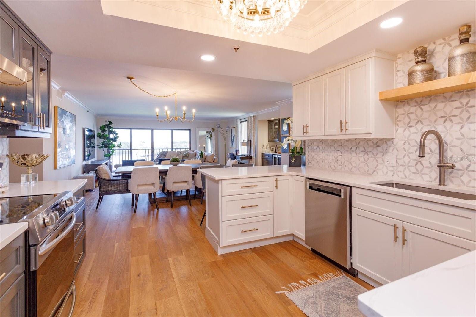 BAY VIEW RESERVE CONDO - Residential