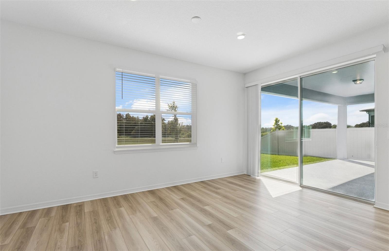 SILVERLAKE PHASE 2 - Residential