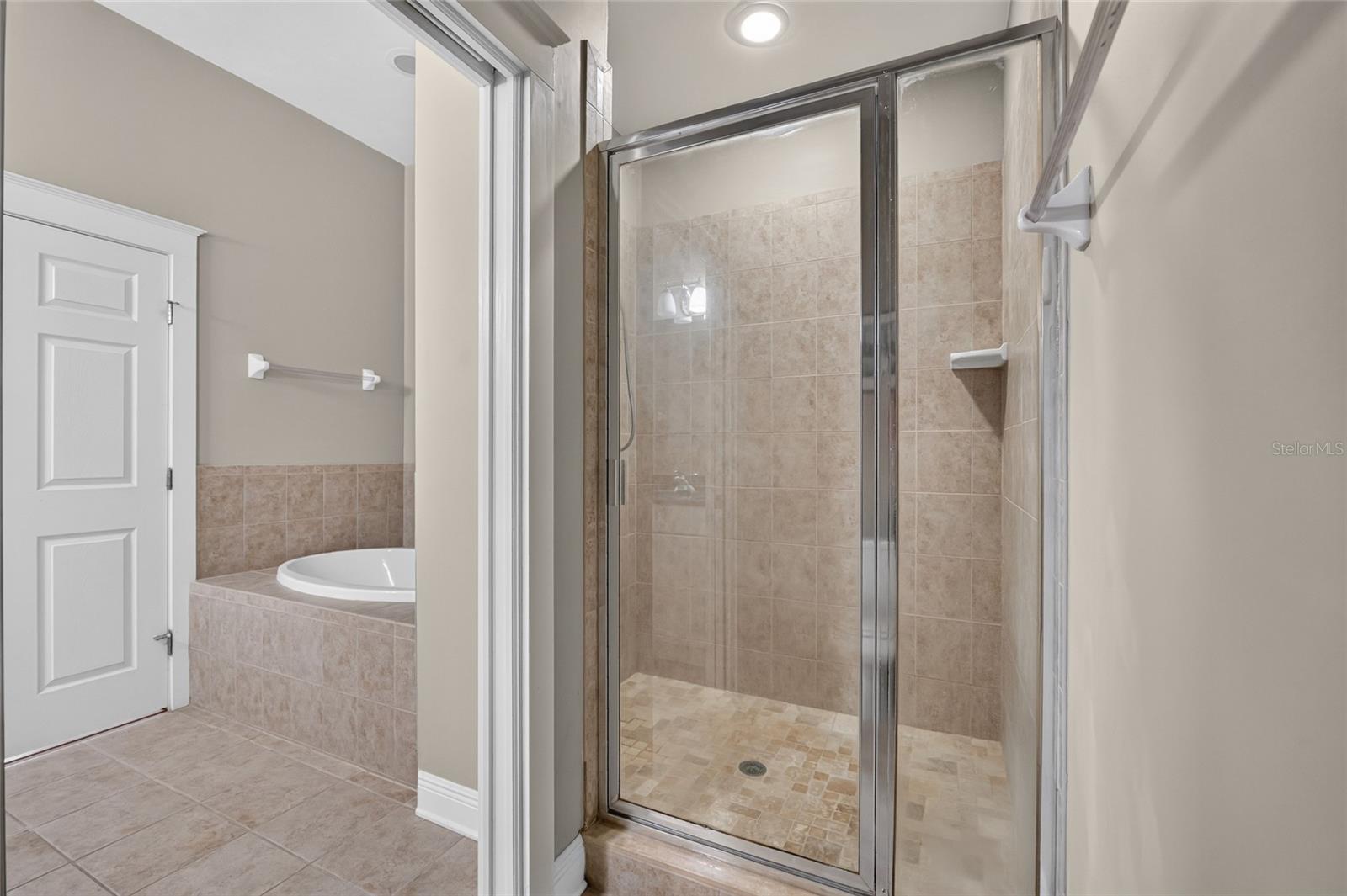 REGENTS PARK CONDO PH II - Residential