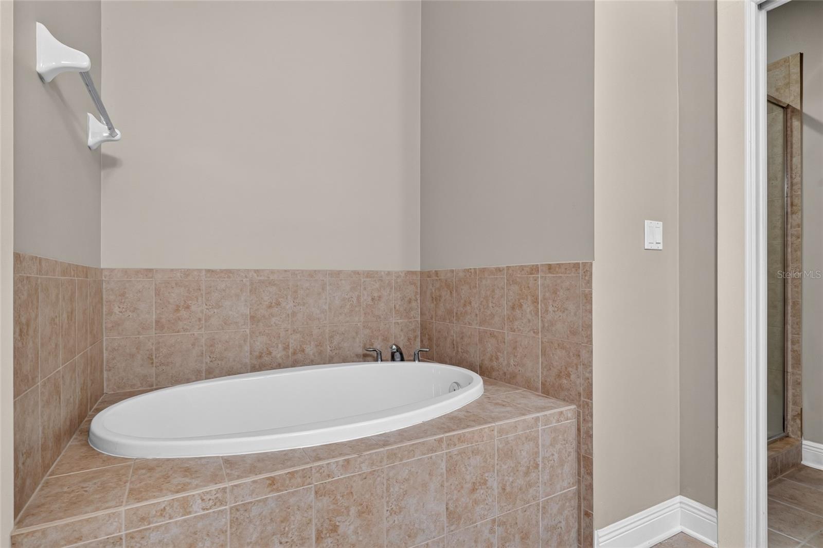 REGENTS PARK CONDO PH II - Residential