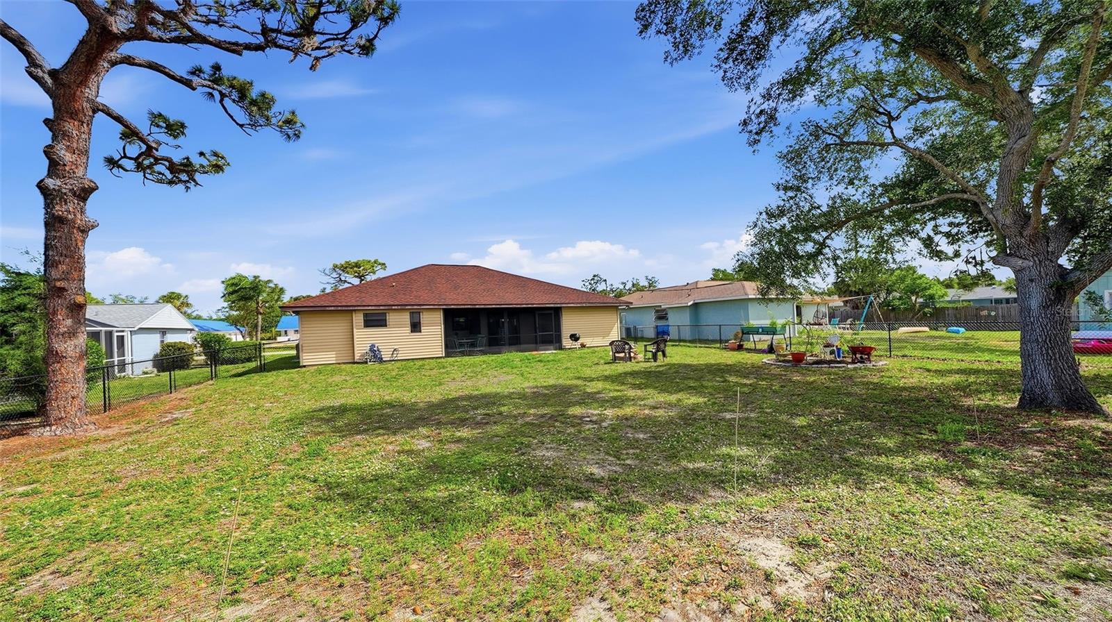 OVERBROOK GARDENS - Residential