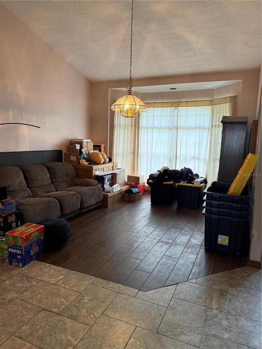 WATERFORD ON THE ALAFIA - Residential