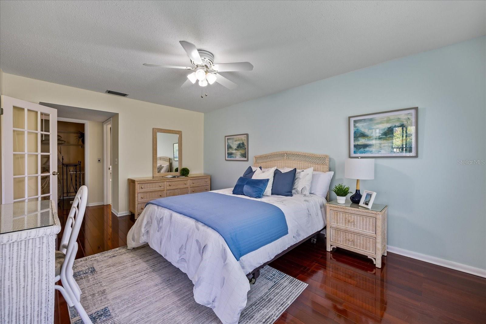 IMPERIAL POINT CONDO - Residential Lease