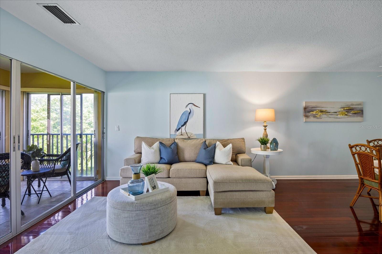 IMPERIAL POINT CONDO - Residential Lease