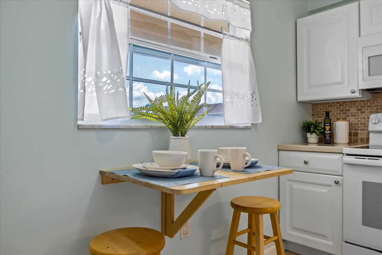 IMPERIAL POINT CONDO - Residential Lease