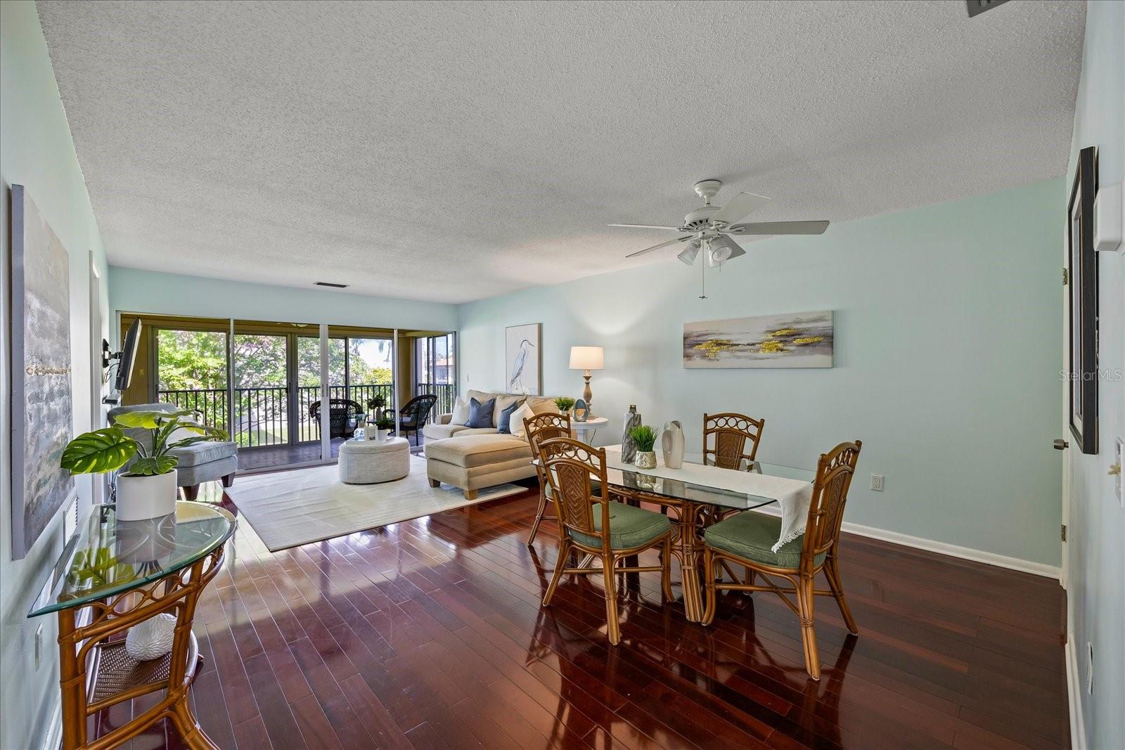 IMPERIAL POINT CONDO - Residential Lease