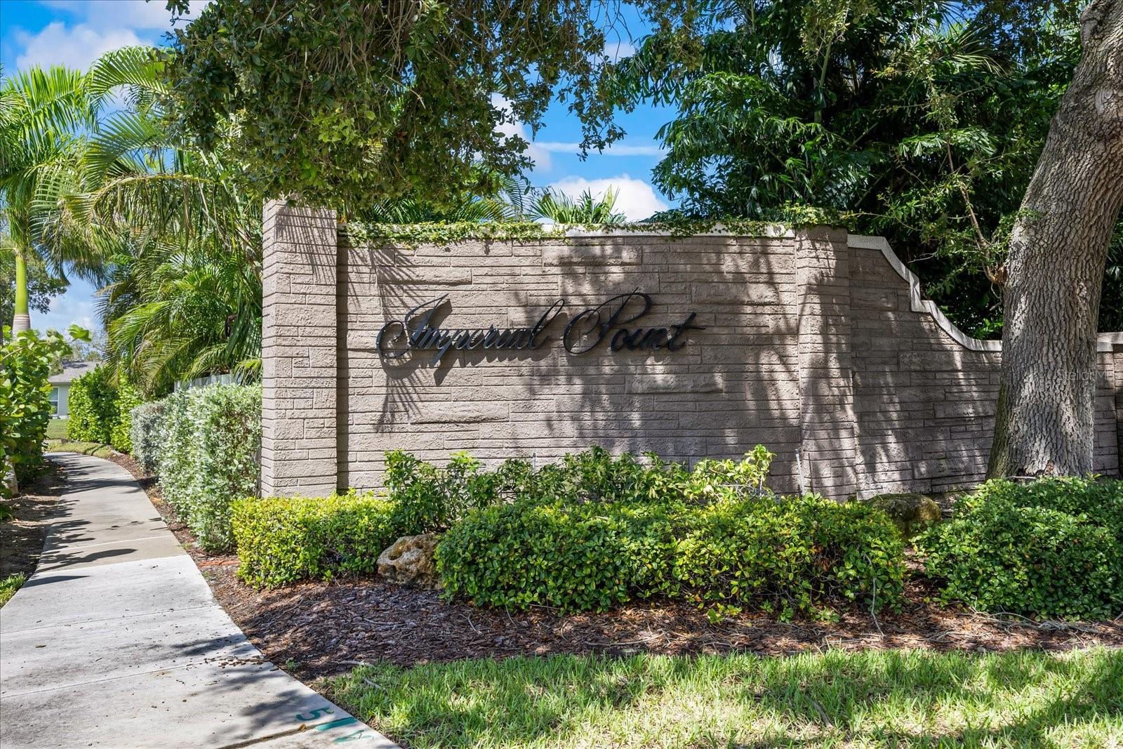 IMPERIAL POINT CONDO - Residential Lease