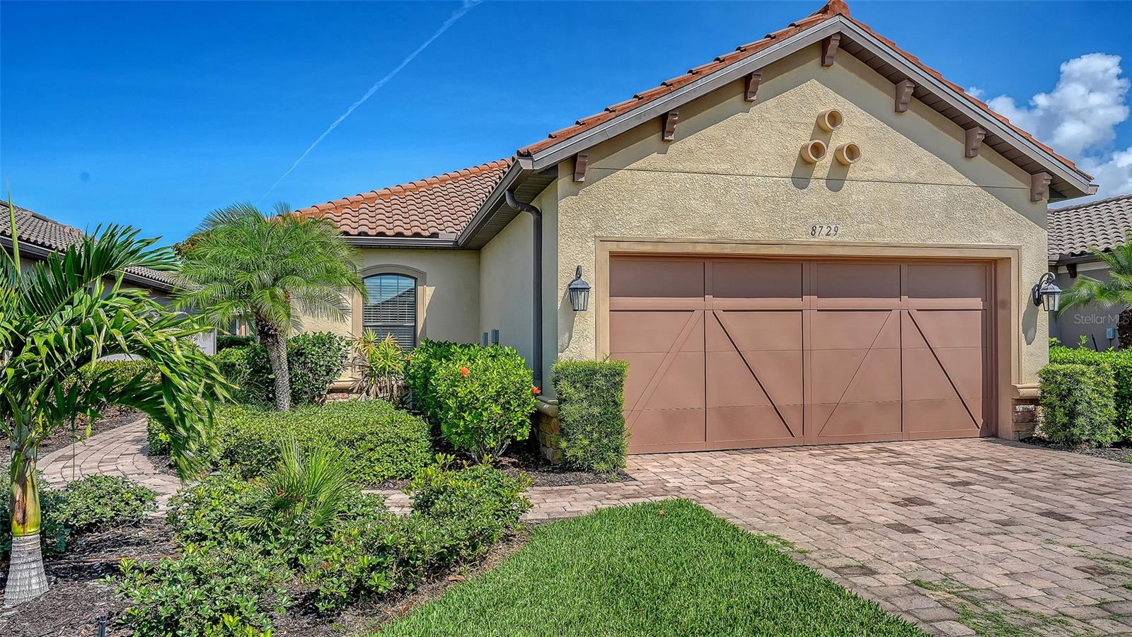 Great opportunity in the gated community of Cobblestone on Palmer Ranch. This wonderful home in a cul-de-sac offers 3 bedrooms, 2 baths, separate dining room, screened lanai and a 2-car-garage. All bedrooms provide walk-in closets. The laundry room is equipped with washer and dryer. The community of Cobblestone on Palmer Ranch offers excellent amenities, including a clubhouse, gym, game room, pool with spa, playground, pickleball courts and a dog park. All close to shopping, dining and just a few miles to Siesta Key and Downtown Sarasota. Call, email or text to schedule your private tour.
