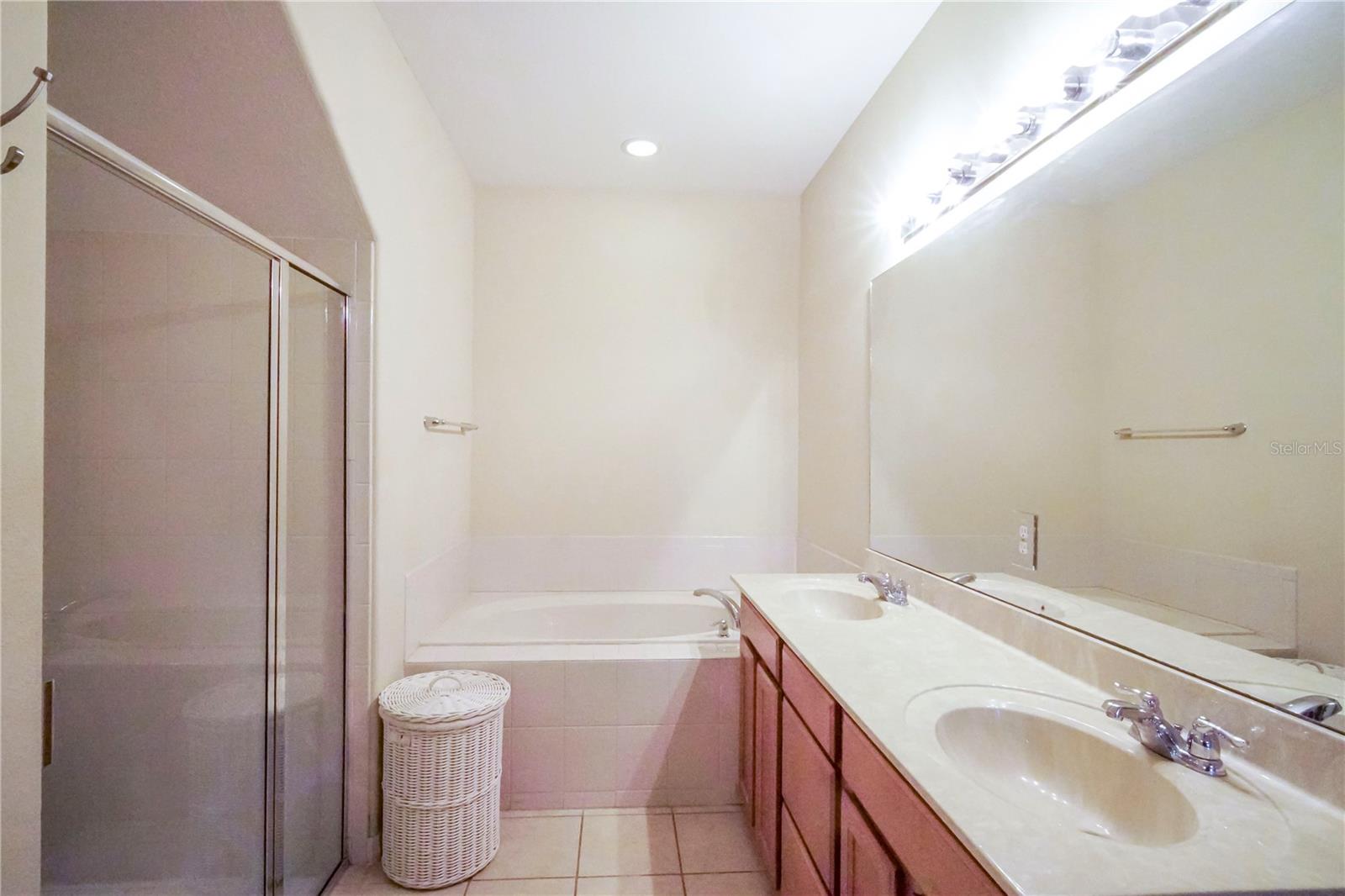 FOUNTAINS AT CRYSTAL CREEK CONDOMINIUM 2 - Residential