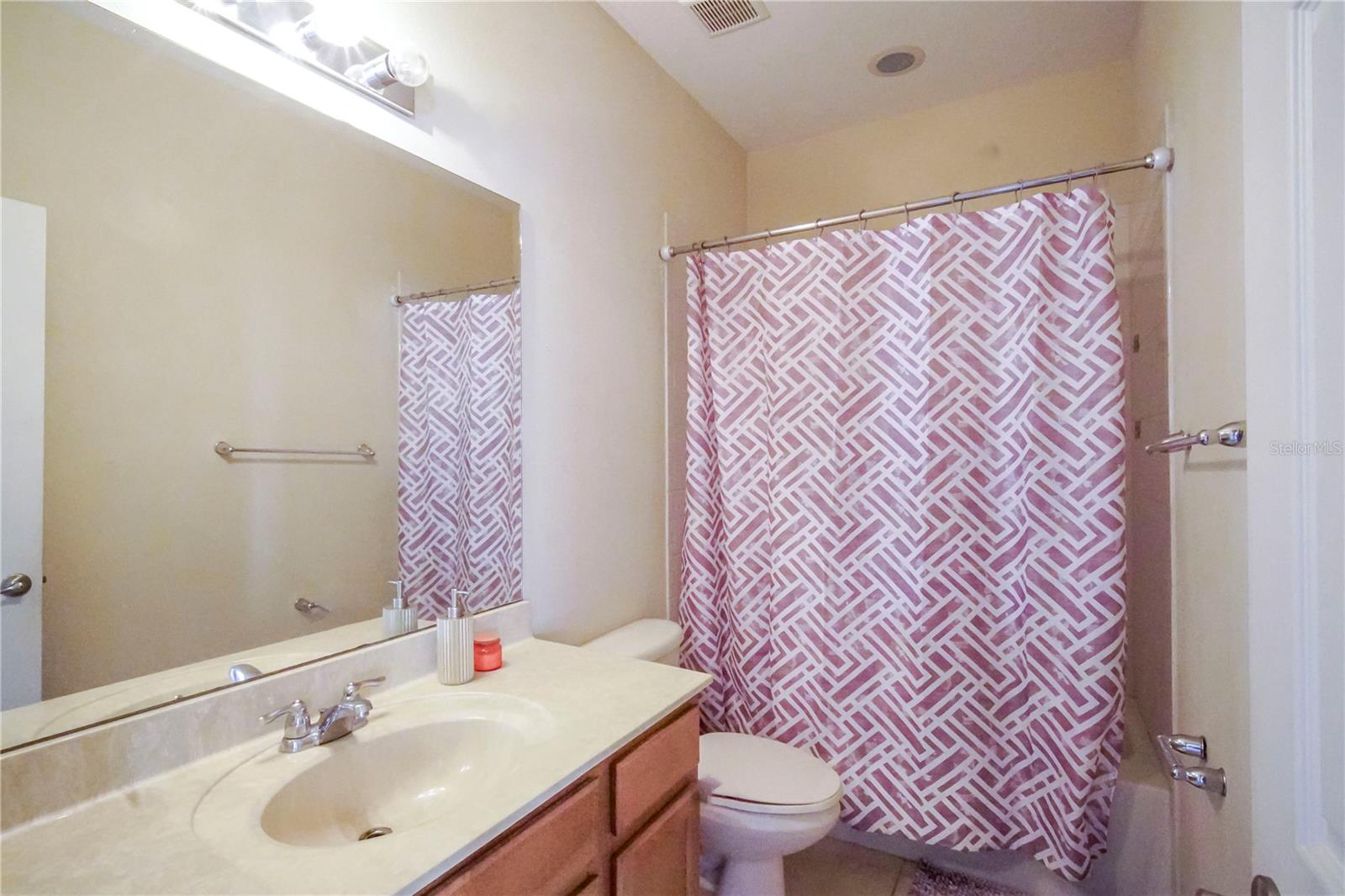 FOUNTAINS AT CRYSTAL CREEK CONDOMINIUM 2 - Residential