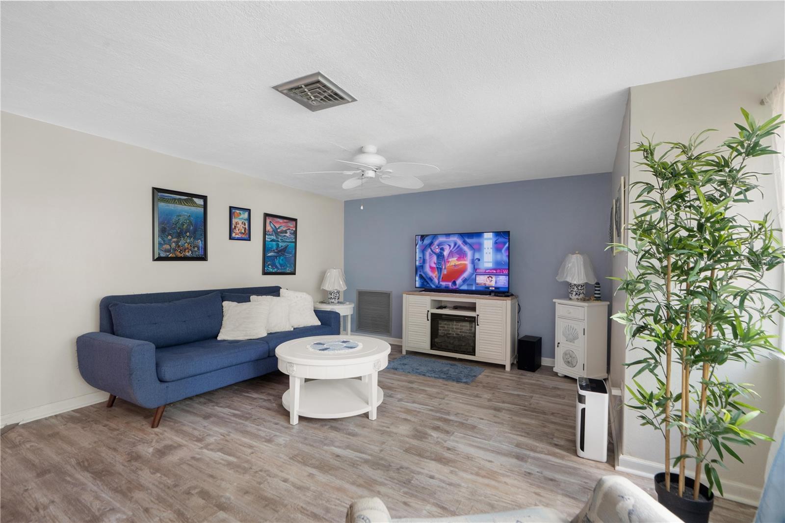 BEACON WOODS VILLAGE - Residential