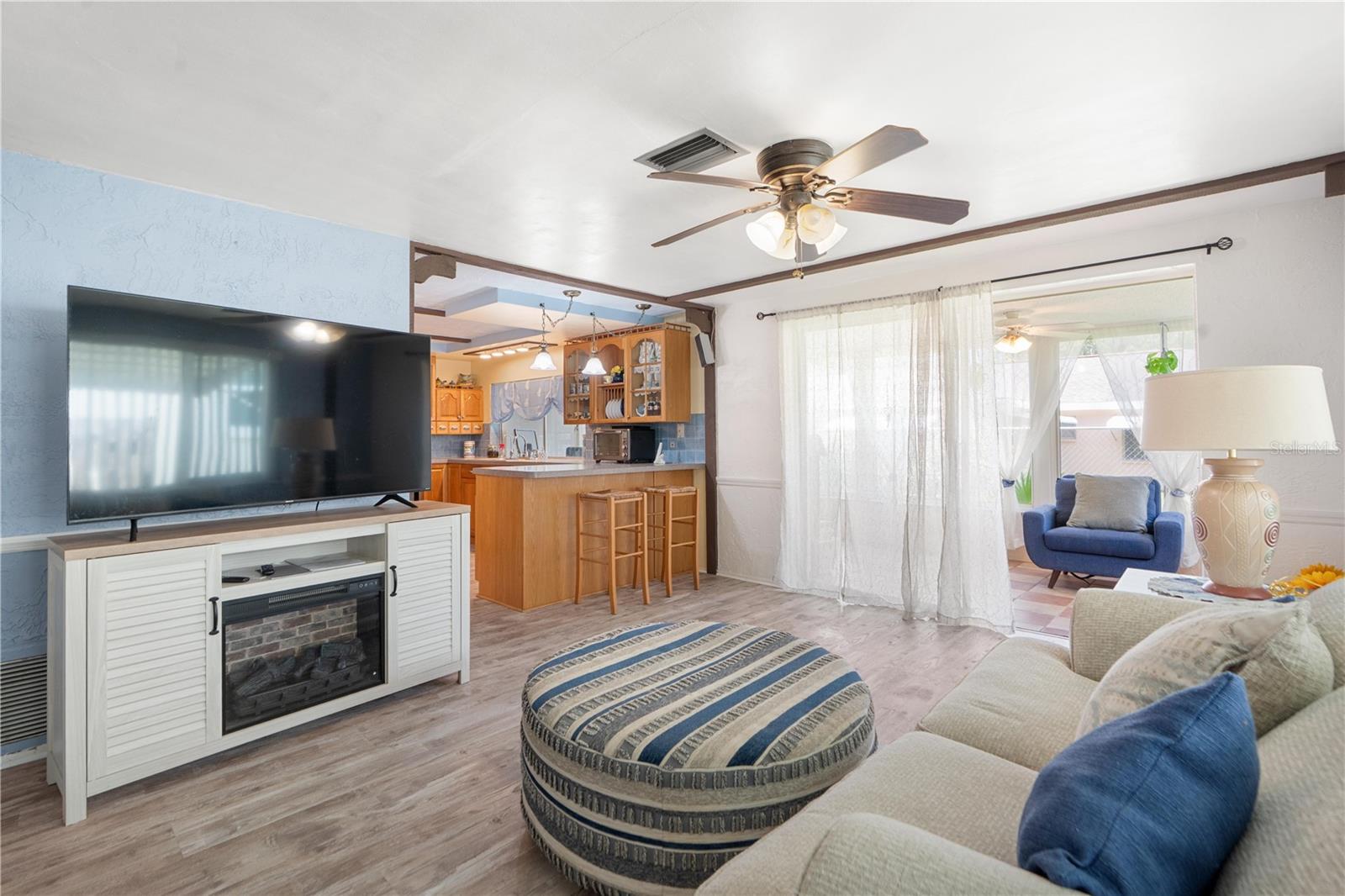 BEACON WOODS VILLAGE - Residential