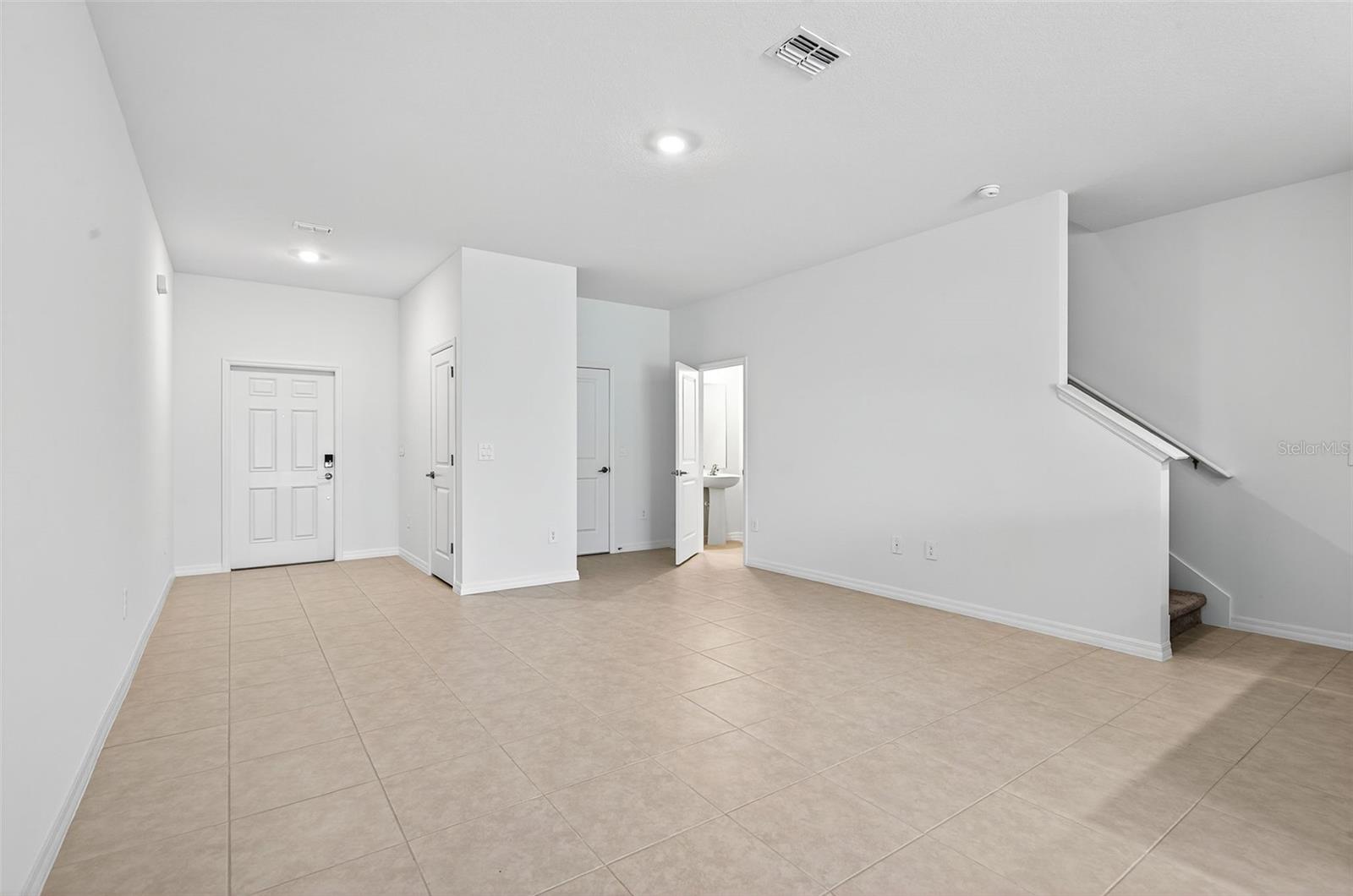 STONEGATE PRESERVE PH III - Residential Lease