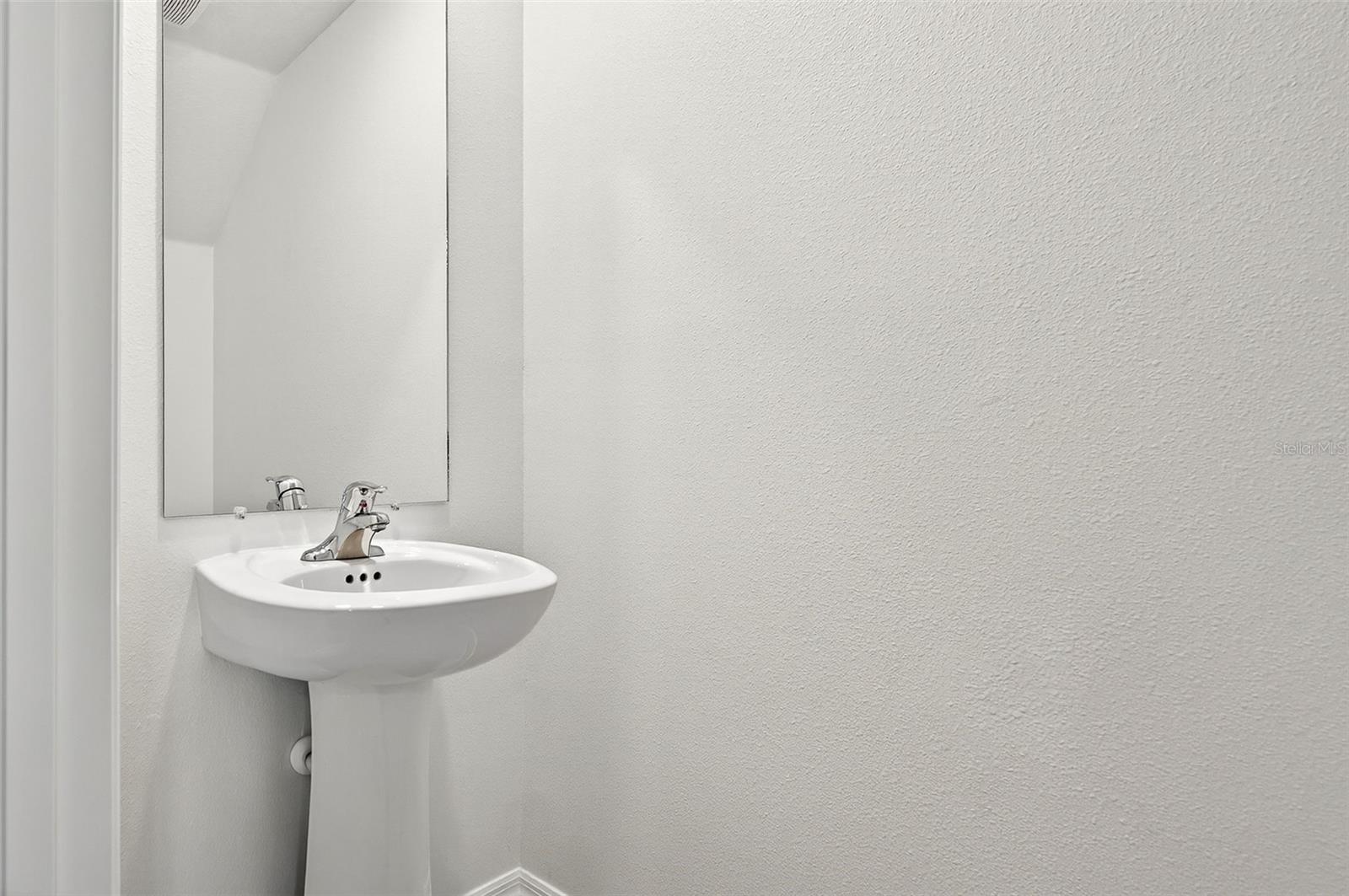 STONEGATE PRESERVE PH III - Residential Lease