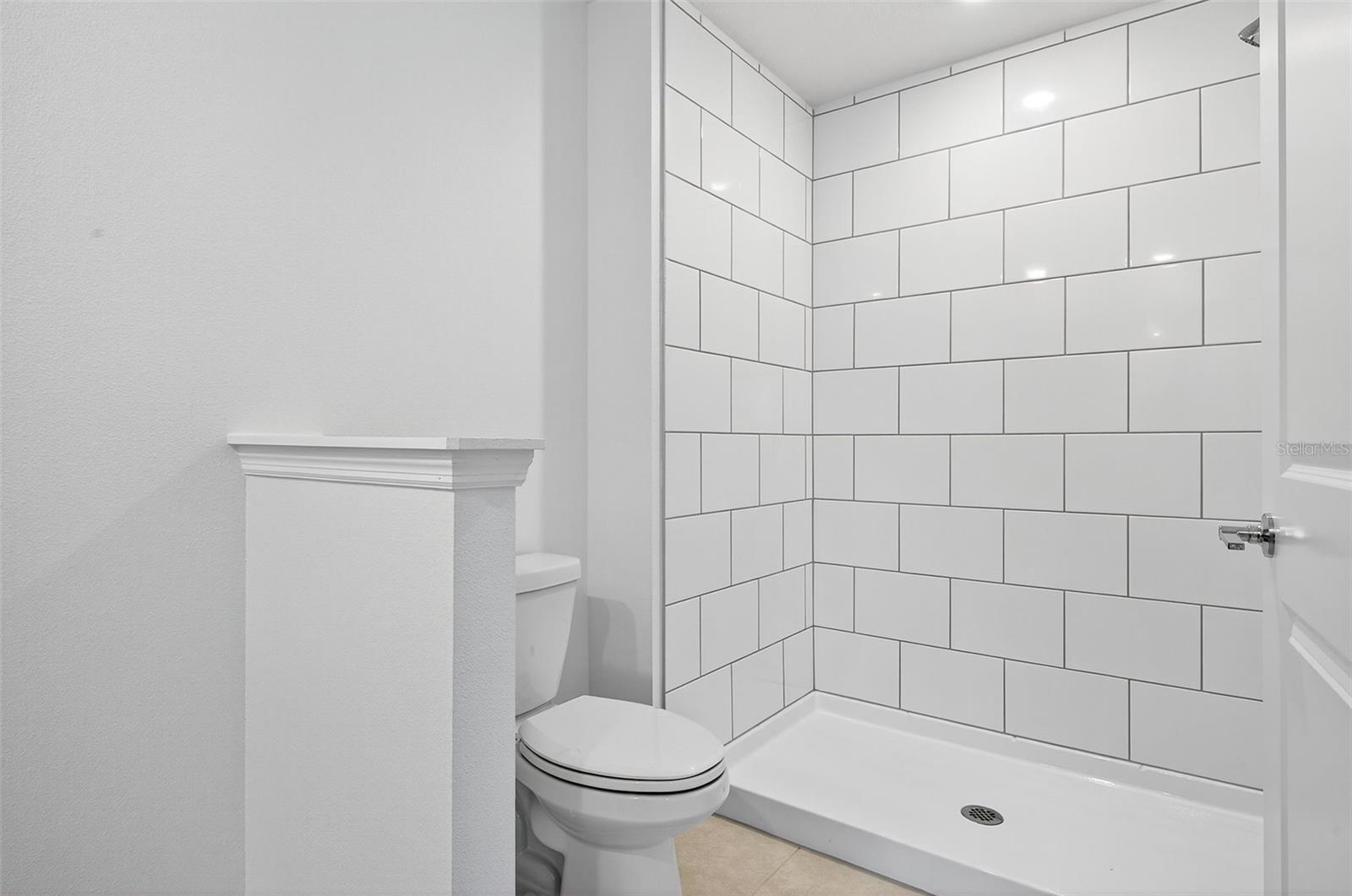 STONEGATE PRESERVE PH III - Residential Lease
