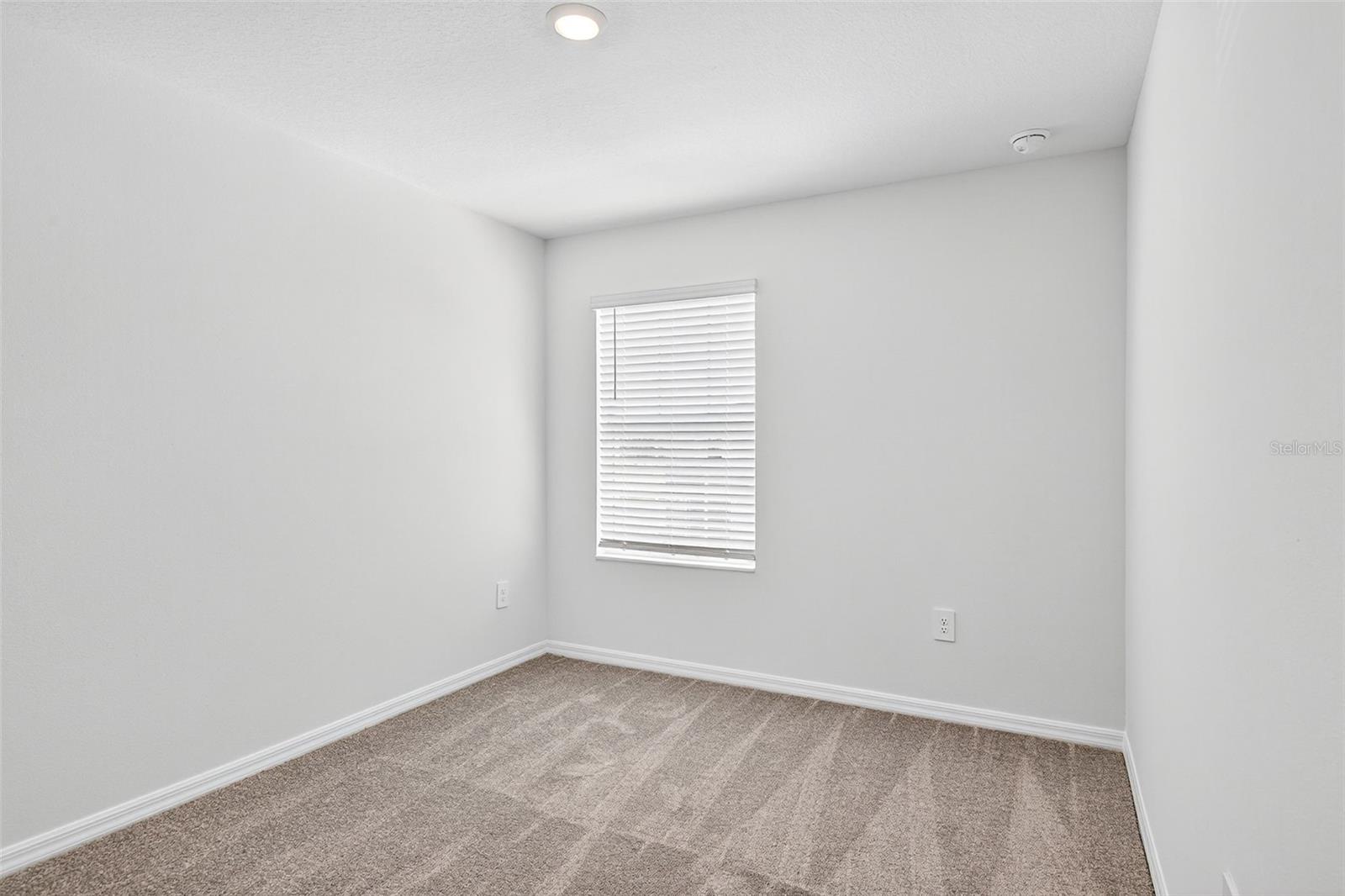 STONEGATE PRESERVE PH III - Residential Lease