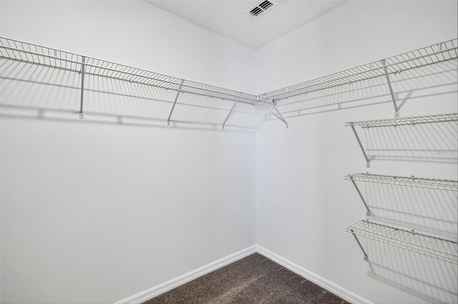 STONEGATE PRESERVE PH III - Residential Lease