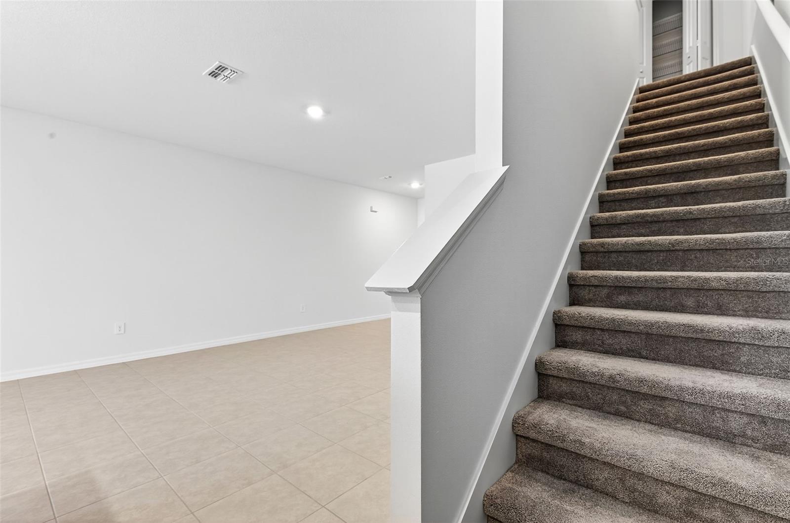 STONEGATE PRESERVE PH III - Residential Lease