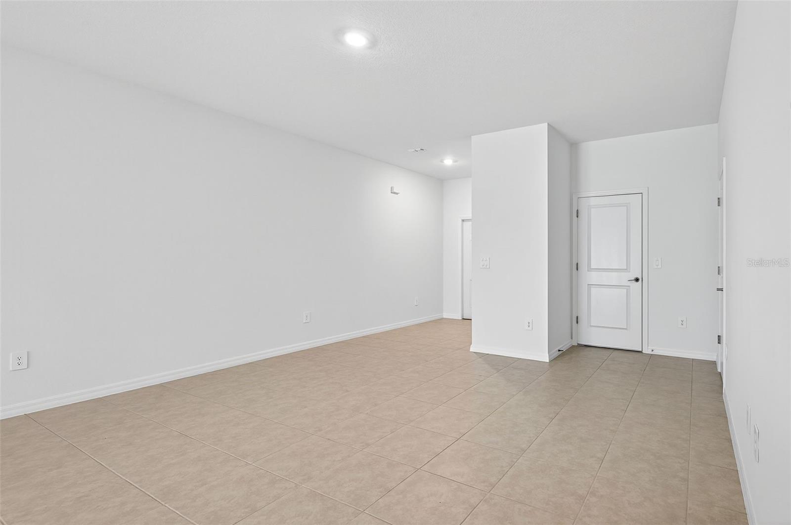 STONEGATE PRESERVE PH III - Residential Lease