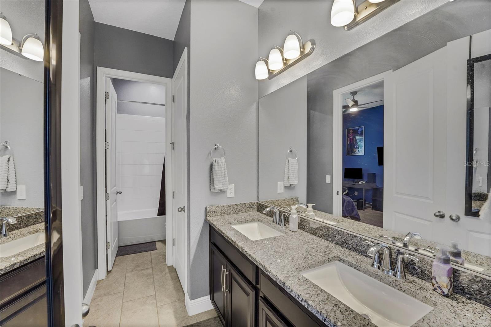 TWINWATERS - Residential