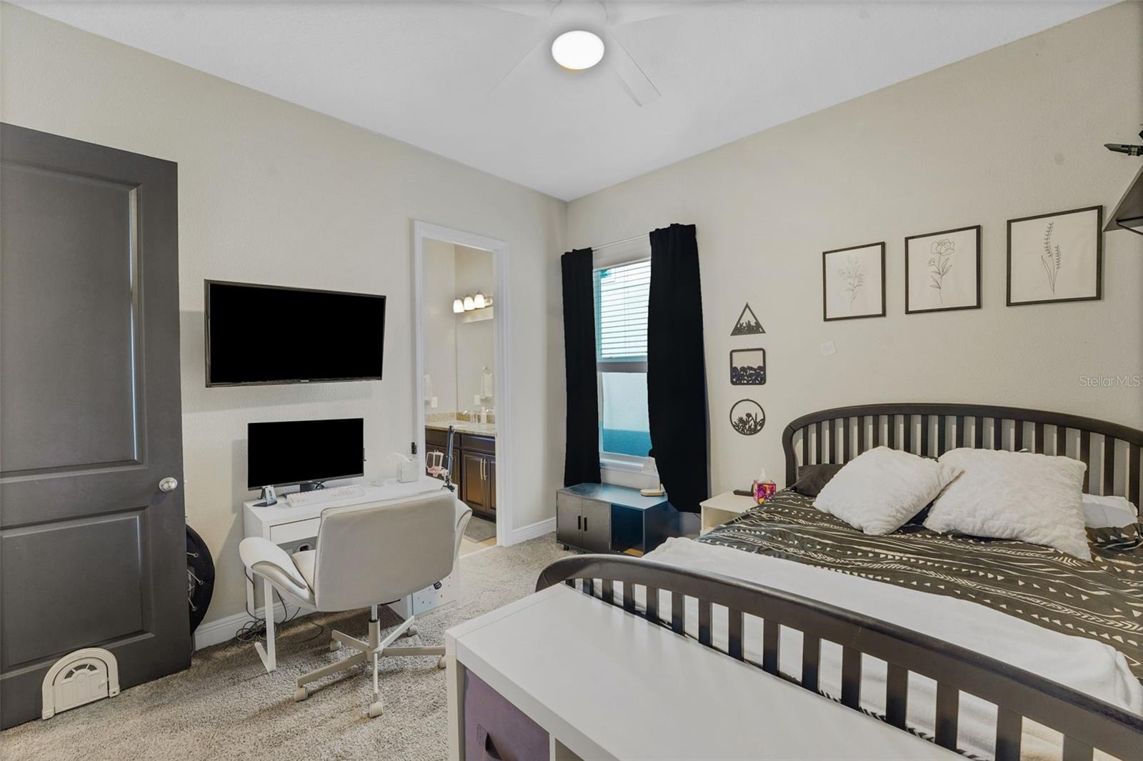 TWINWATERS - Residential