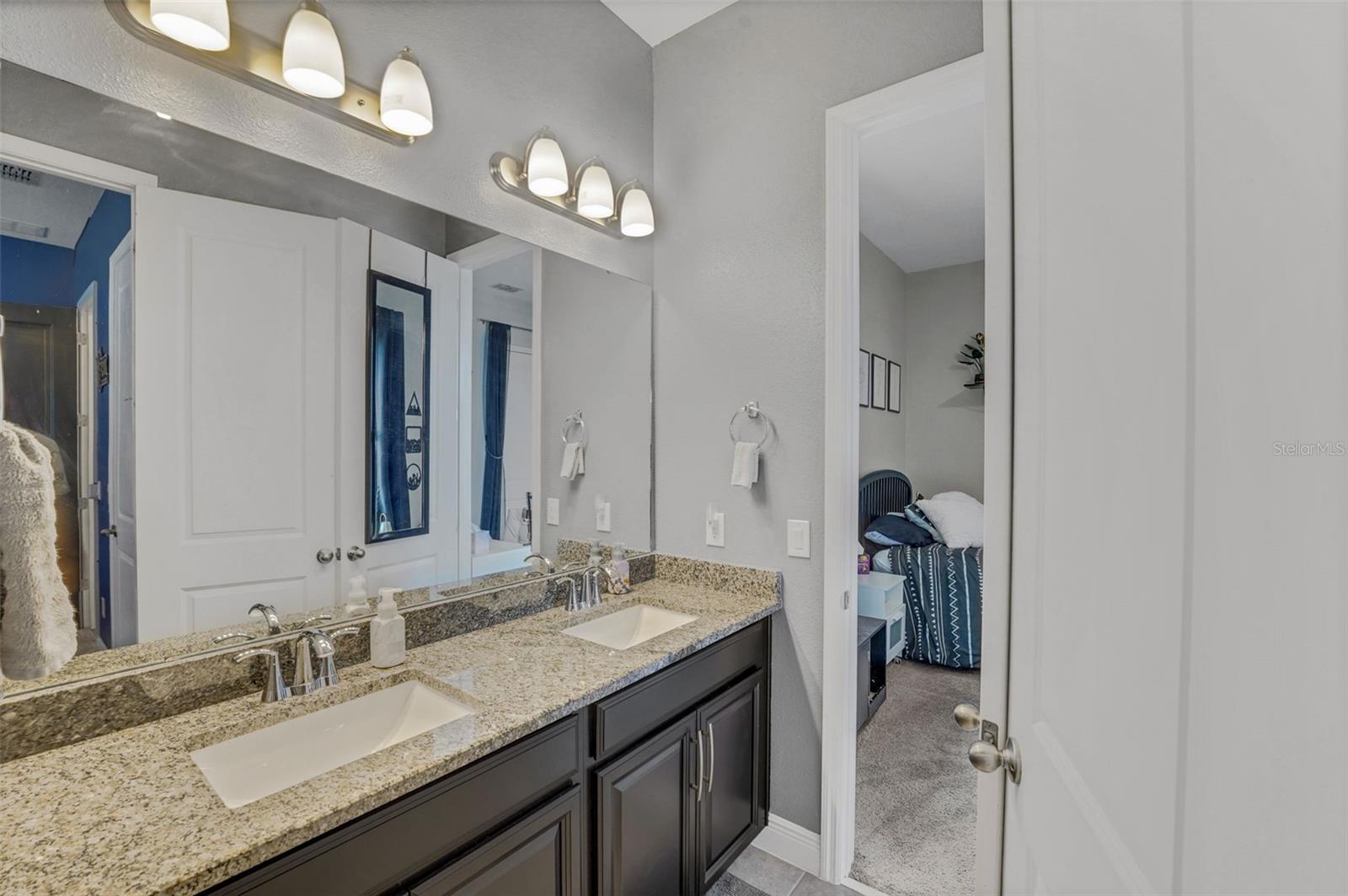 TWINWATERS - Residential