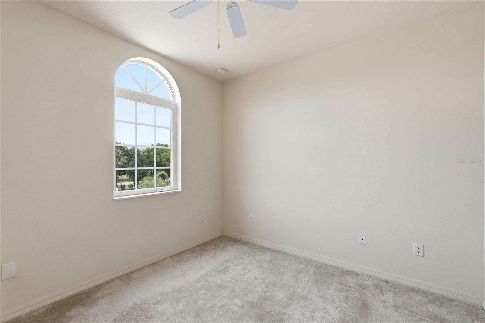 TOWNHOMES DEEP CREEK TR E - Residential