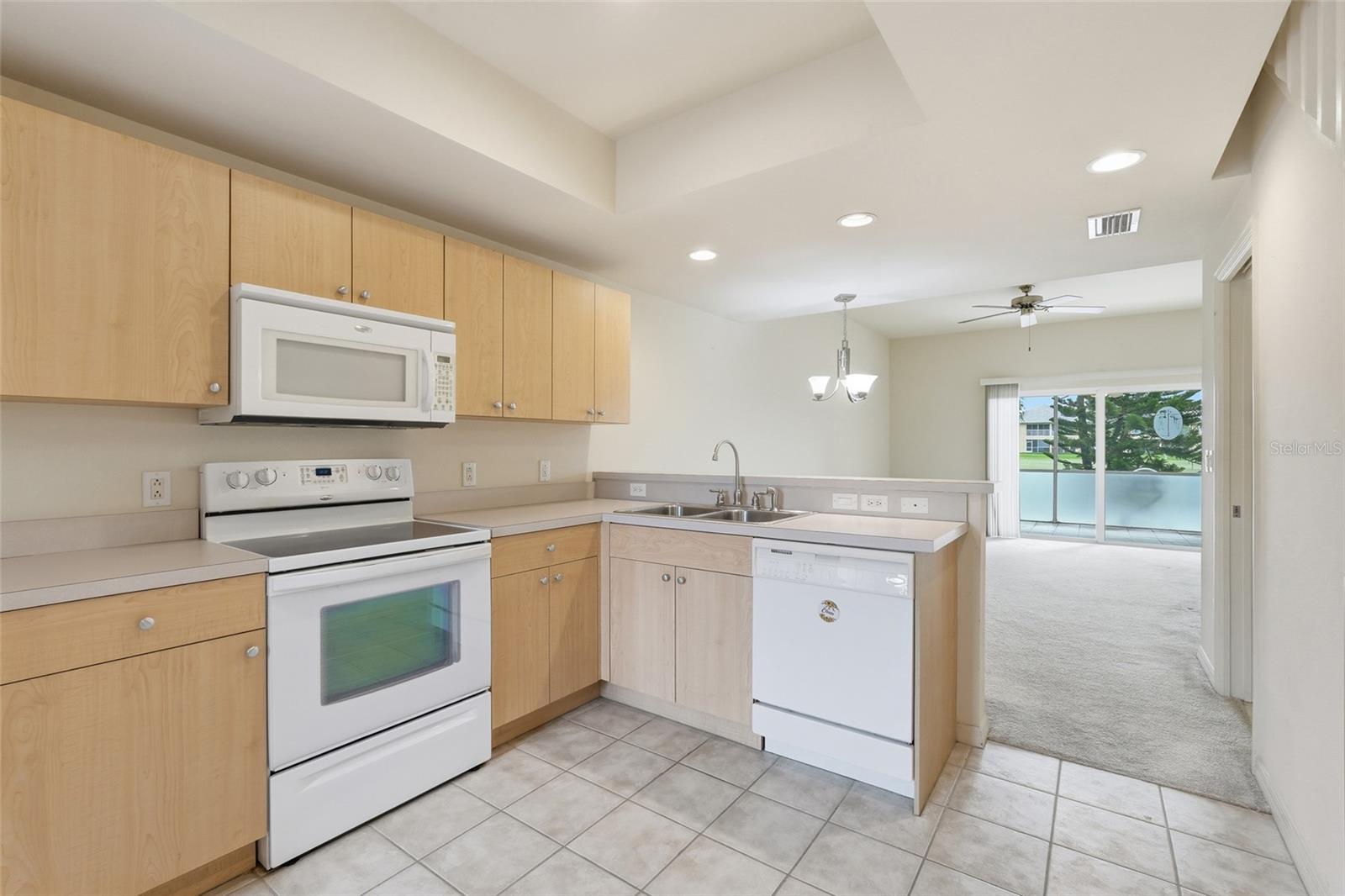 TOWNHOMES DEEP CREEK TR E - Residential