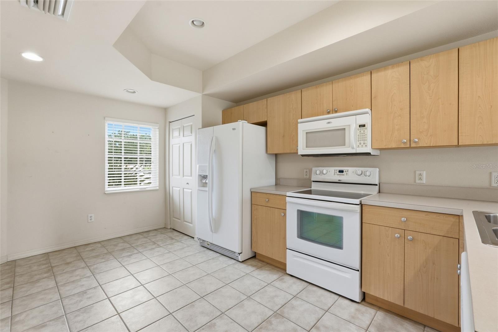 TOWNHOMES DEEP CREEK TR E - Residential