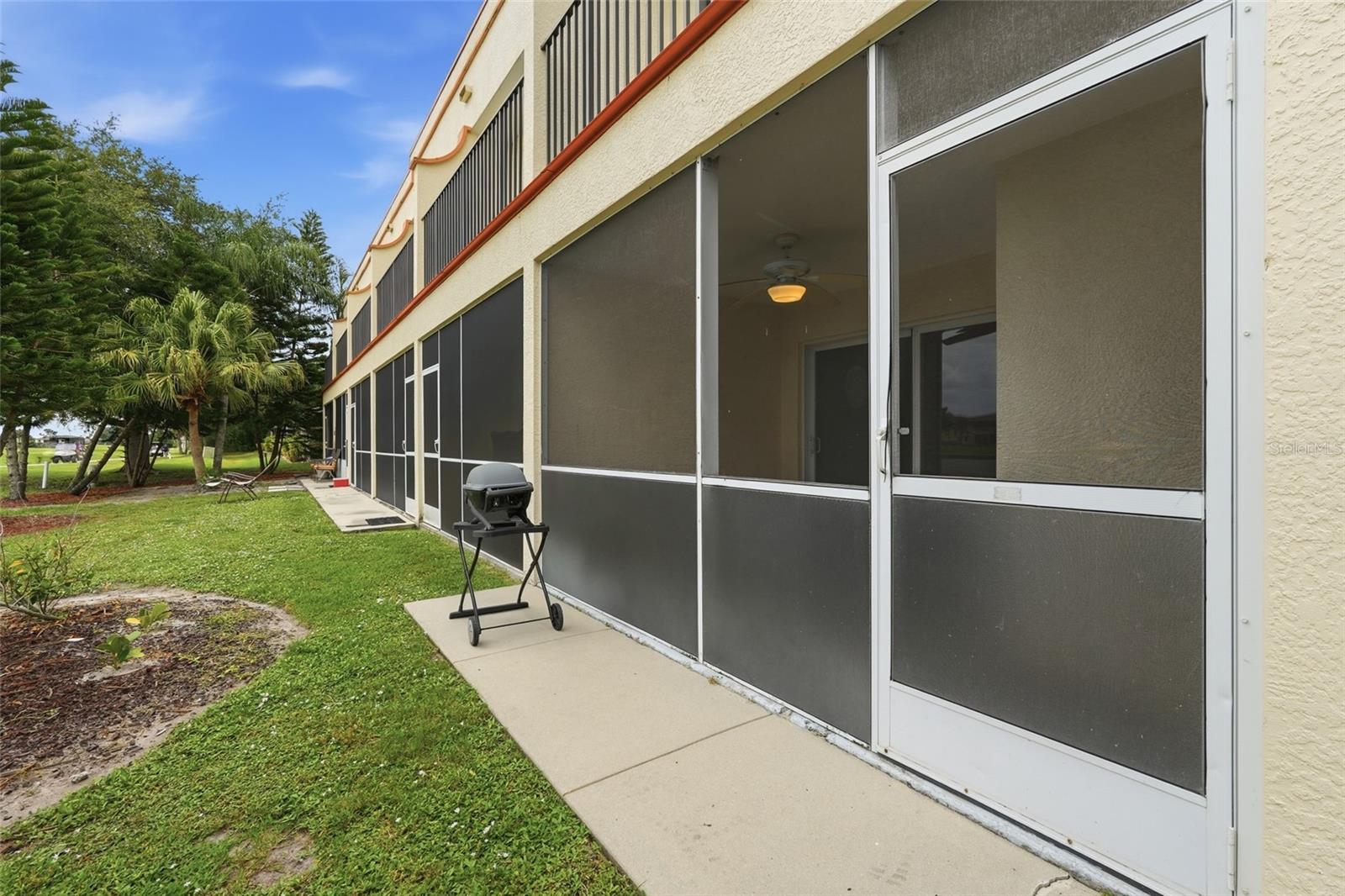 TOWNHOMES DEEP CREEK TR E - Residential