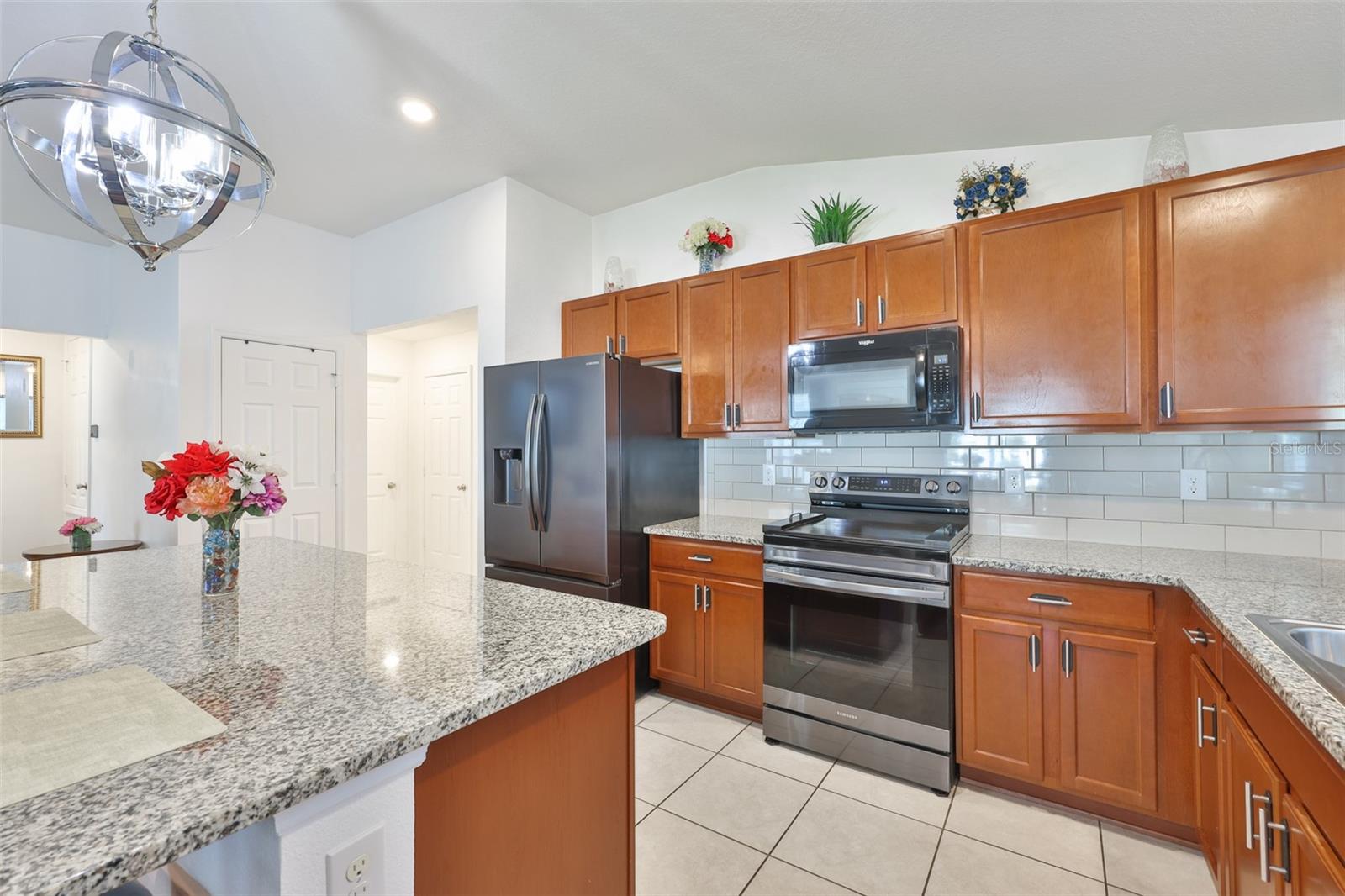 CAYDEN RESERVE - Residential